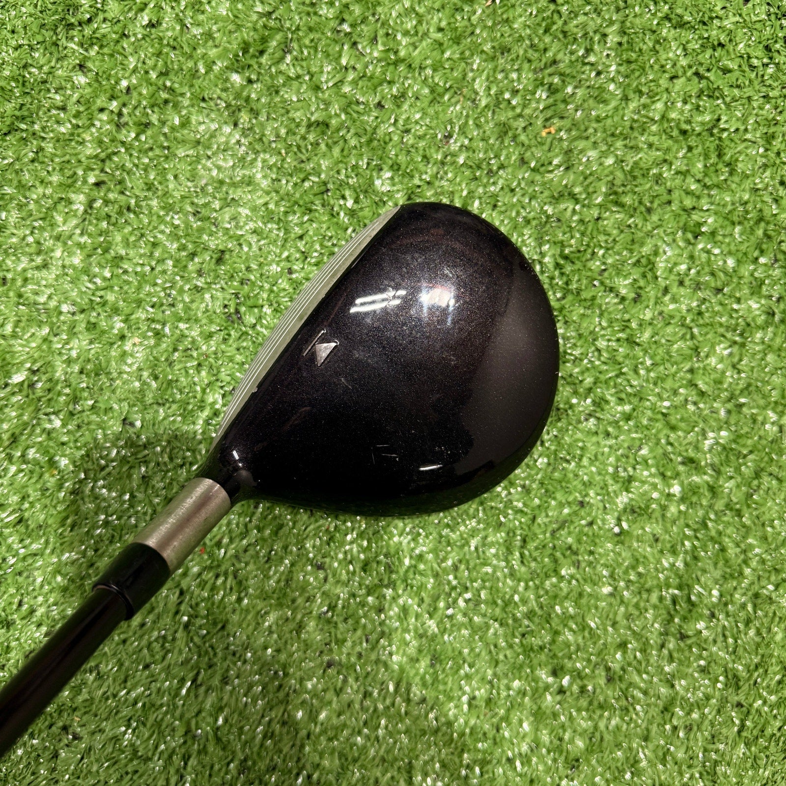 Titleist 909 F3 18° 5 Wood VooDoo X-Stiff Graphite RH - FAIRWAY FINDS