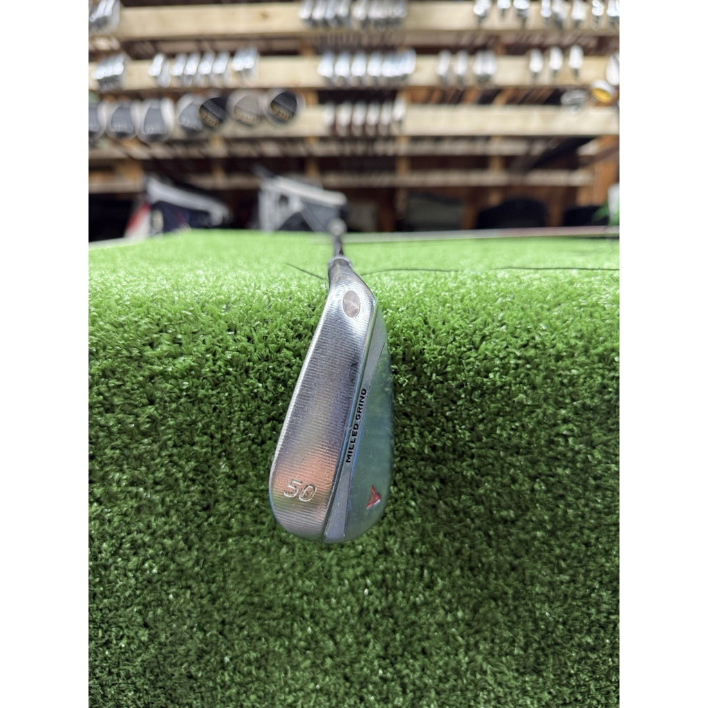 TaylorMade Milled Grind Satin Chrome S Sand Wedge 56 Deg 50.09 Steel RH P-131539