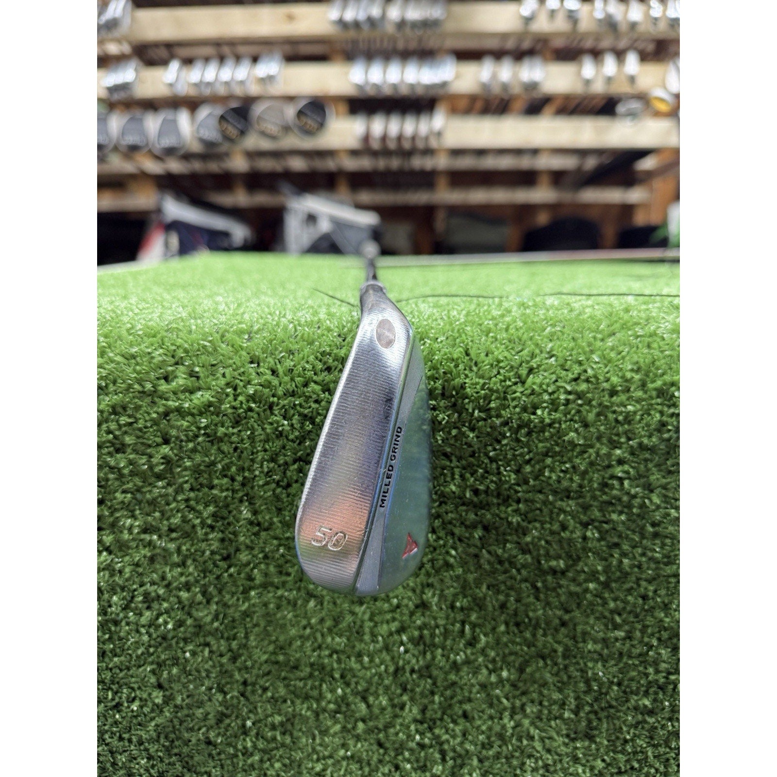 TaylorMade Milled Grind Satin Chrome S Sand Wedge 56 Deg 50.09 Steel RH P-131539