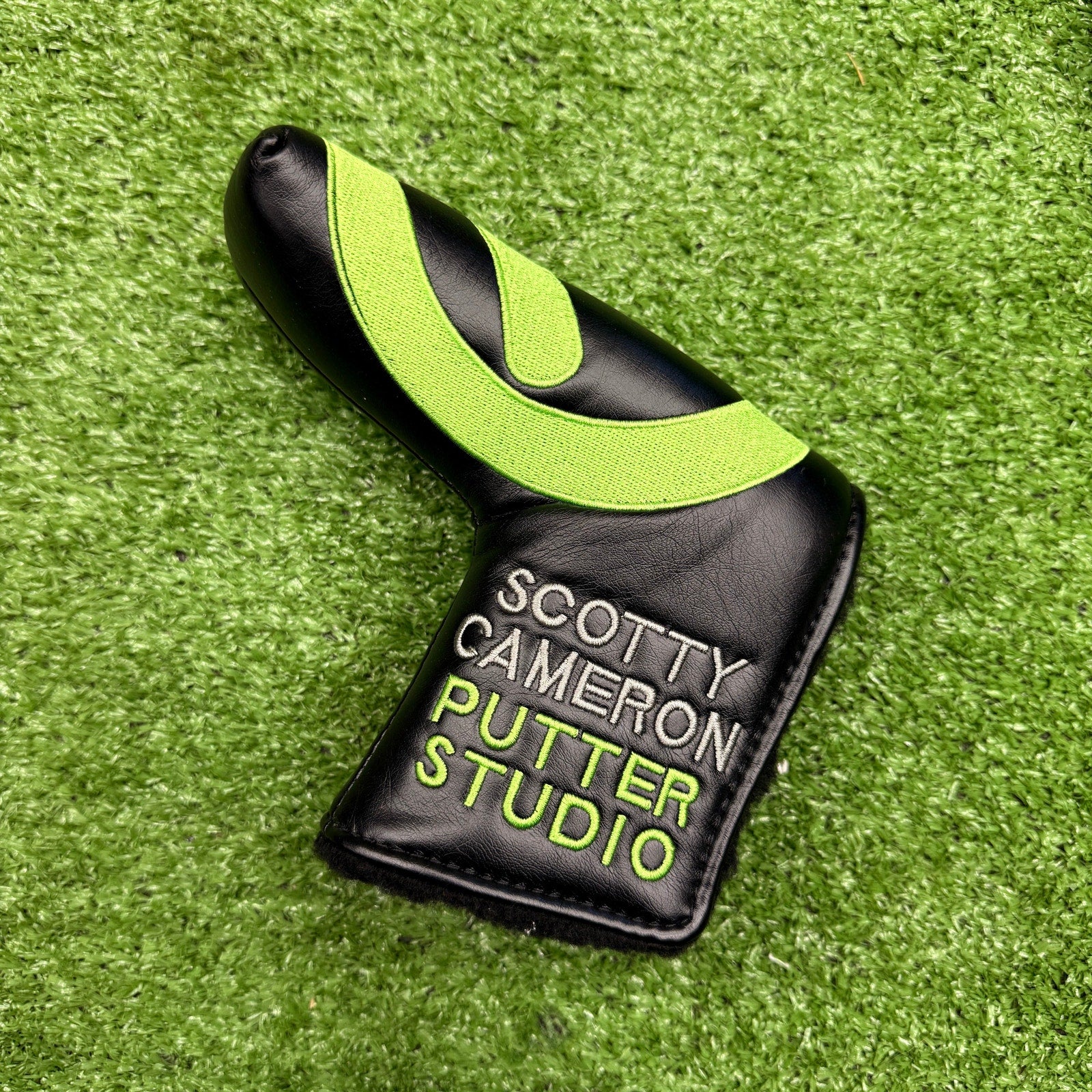 Scotty Cameron CIRCLE T Blade Headcover