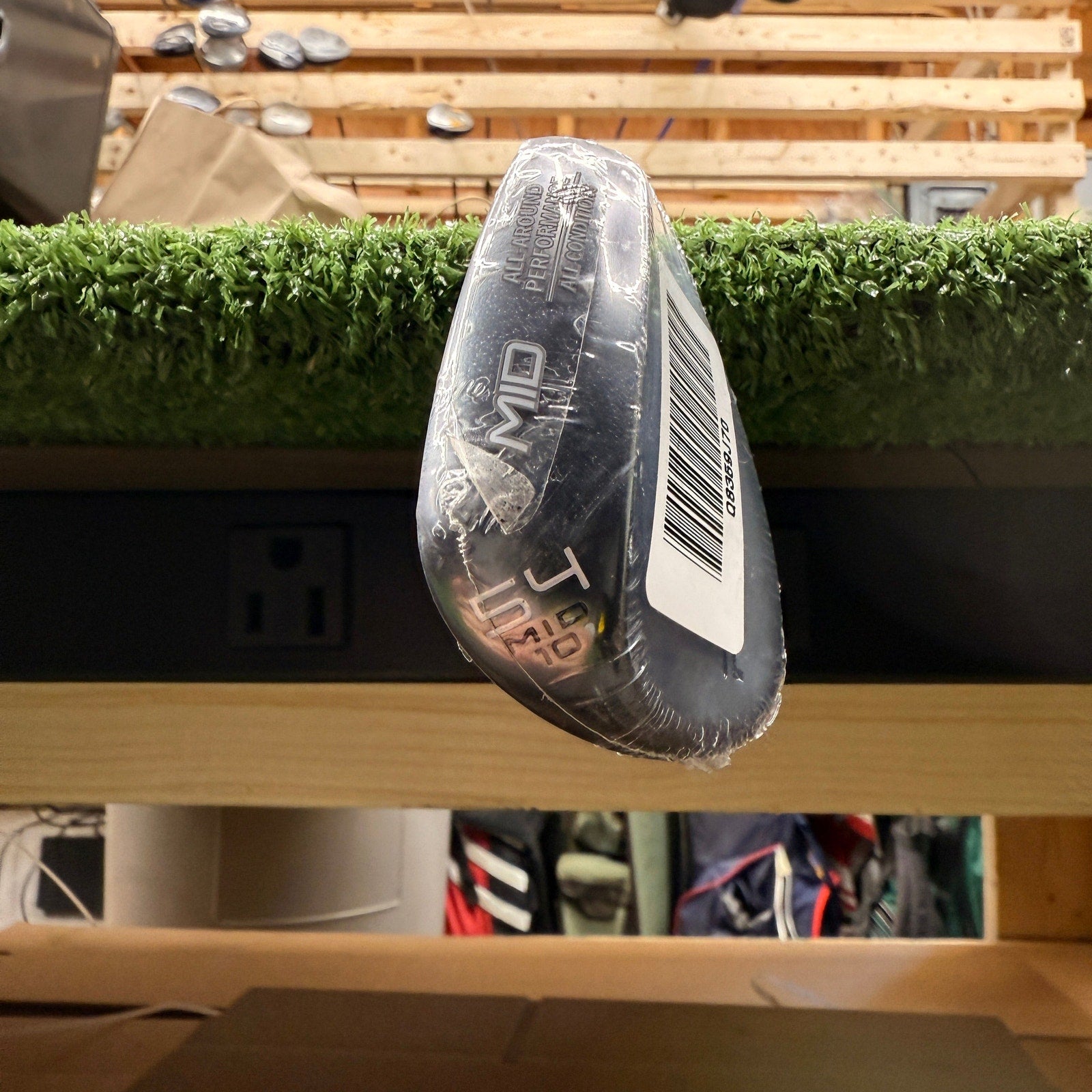 Cleveland RTZ Alloy Black 54º Sand Wedge RH