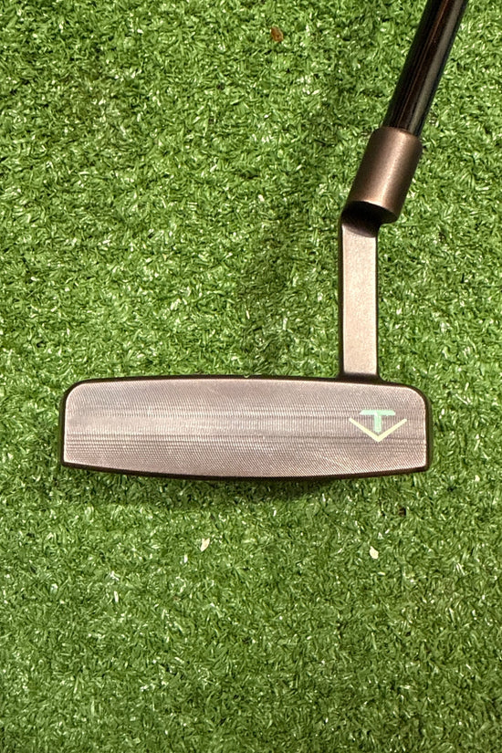Odyssey Toulon Las Vegas Collection Series H1 First Run RH