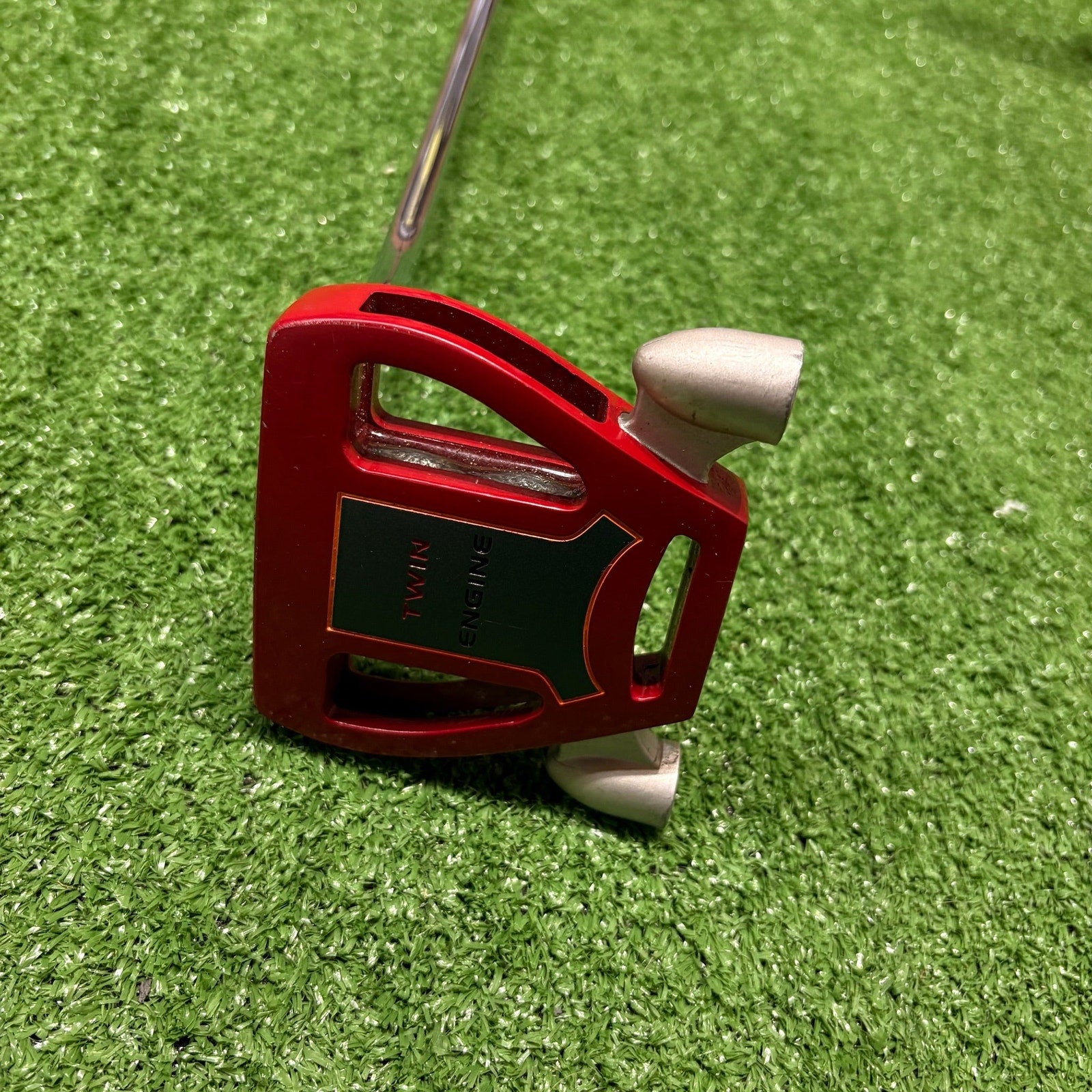 Twin Engine Super Red Armlock Putter RH - FAIRWAY FINDS