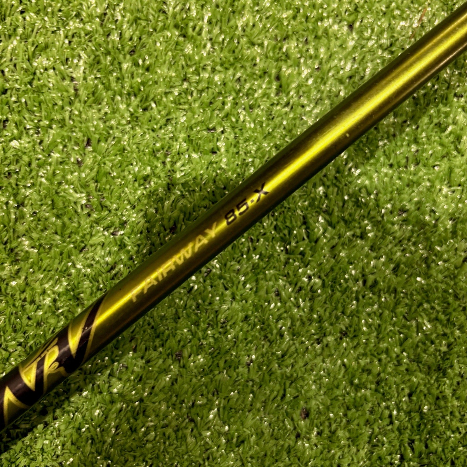 Titleist 904F 19° 5 Wood X-Stiff Graphite RH - FAIRWAY FINDS