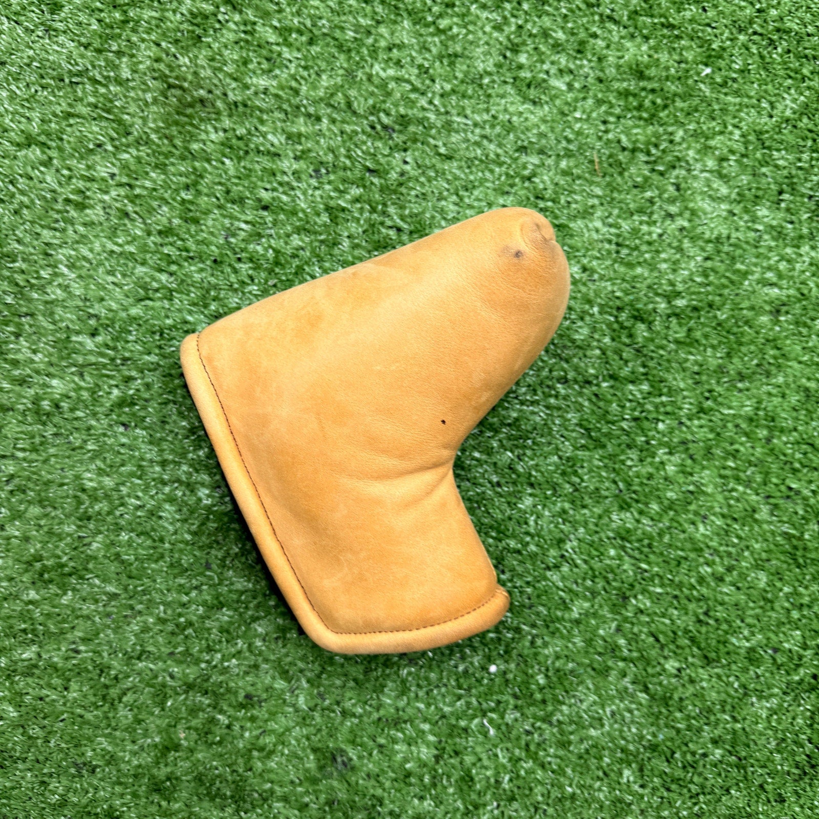 Ace Of Clubs Golo Style Putter Headcover