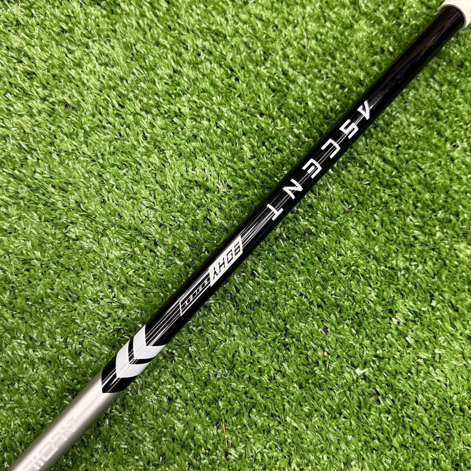 Taylormade Stealth UDI 2 Utility Iron Stiff Graphite RH - FAIRWAY FINDS