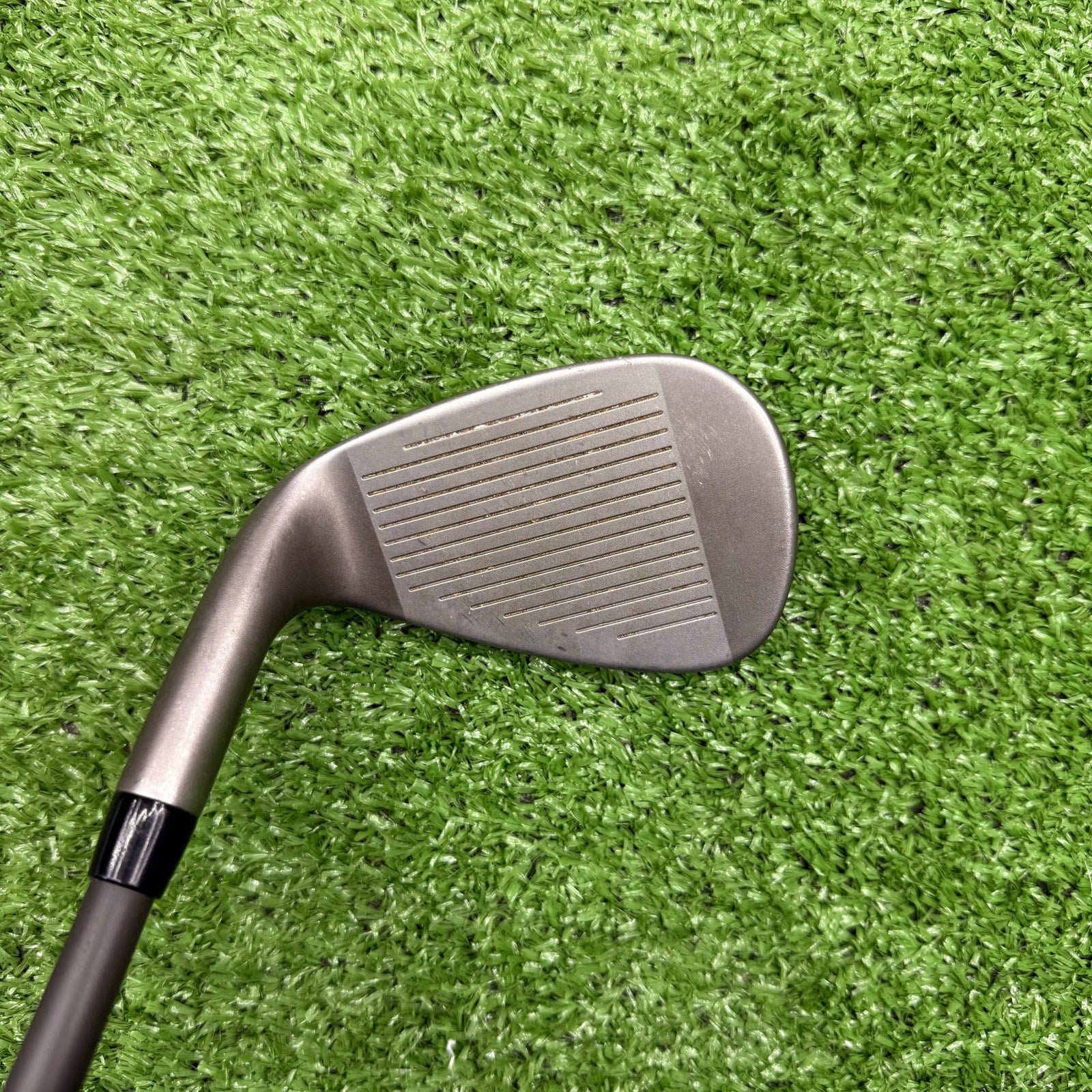 Cobra Dark Speed Single Gap Wedge Senior Graphite RH