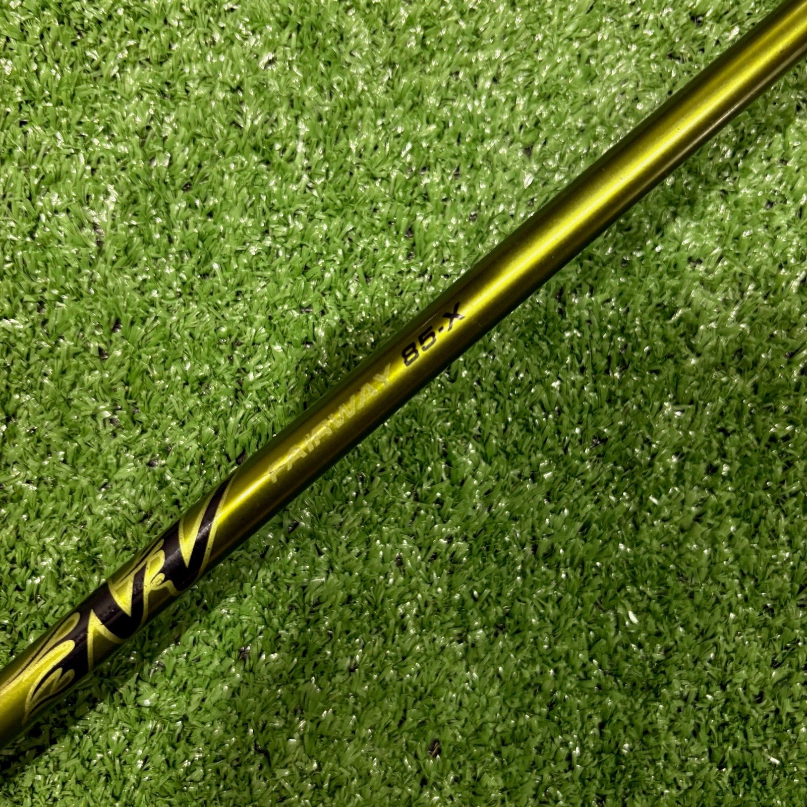 Titleist 904F 13° 3 Wood X-Stiff Graphite RH - FAIRWAY FINDS