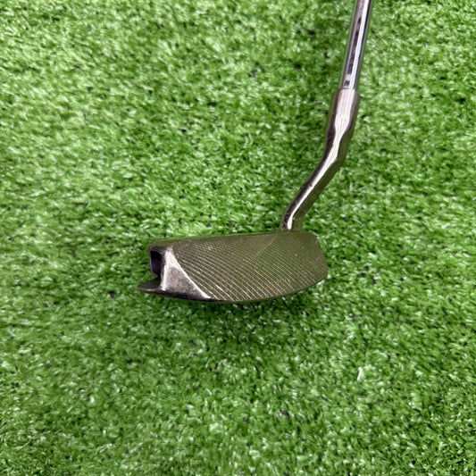 Acuity Greenside Chipper RH - FAIRWAY FINDS