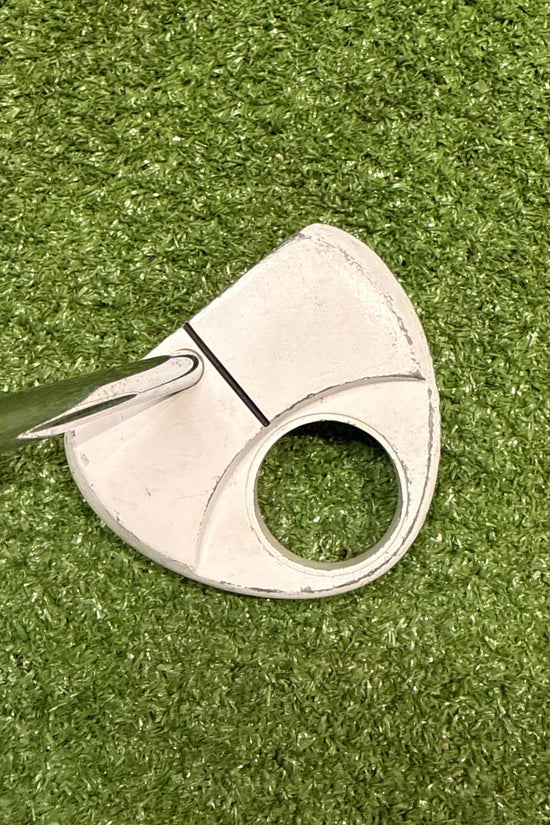 Taylormade Manta Ghost Corza Putter Center Shafted RH