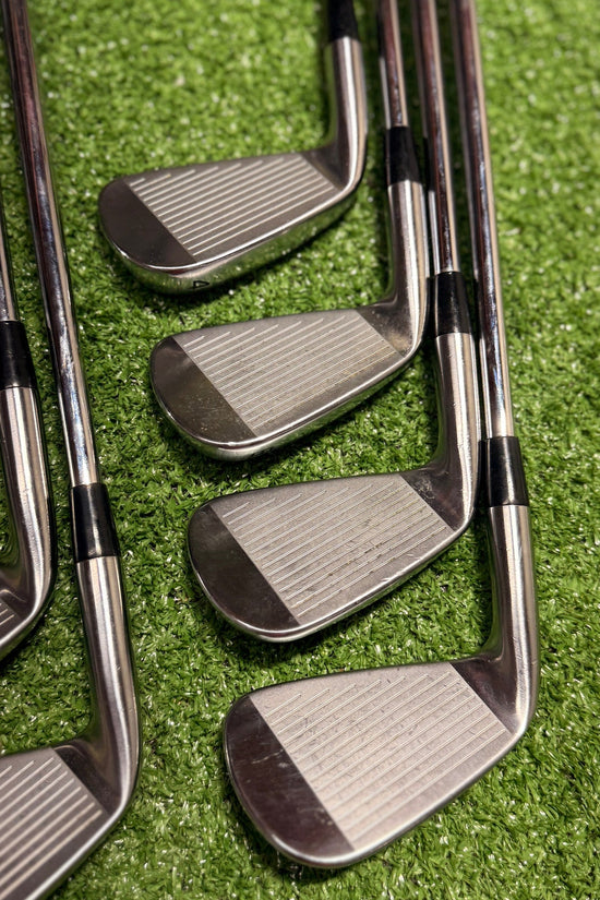 Cobra King Tour Iron Set 4-GW X Stiff Steel RH