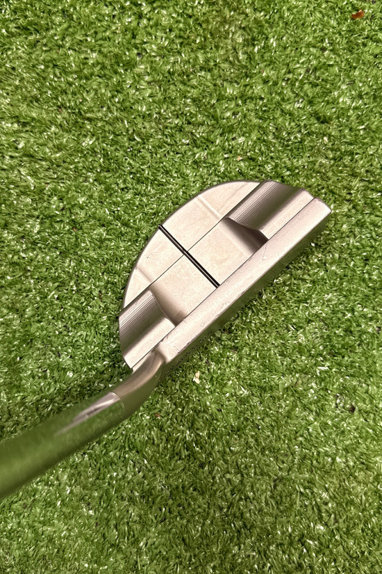 Taylormade Manta Ghost Corza Putter Center Shafted RH