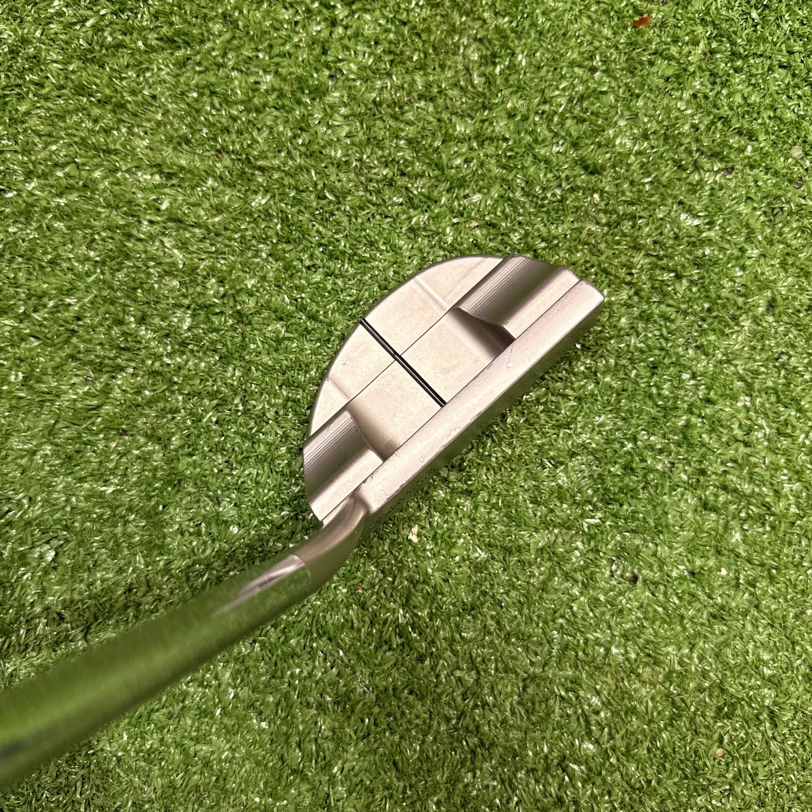 Taylormade Manta Ghost Corza Putter Center Shafted RH