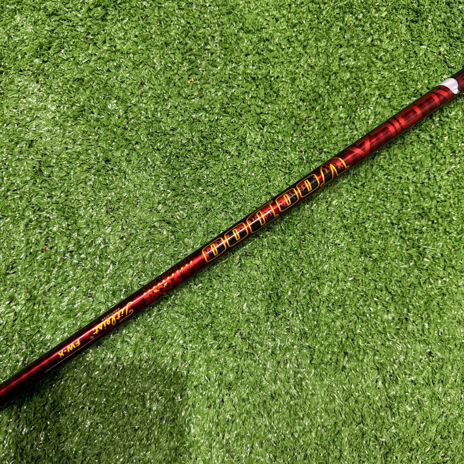 Titleist 909 F3 18° 5 Wood VooDoo X-Stiff Graphite RH - FAIRWAY FINDS