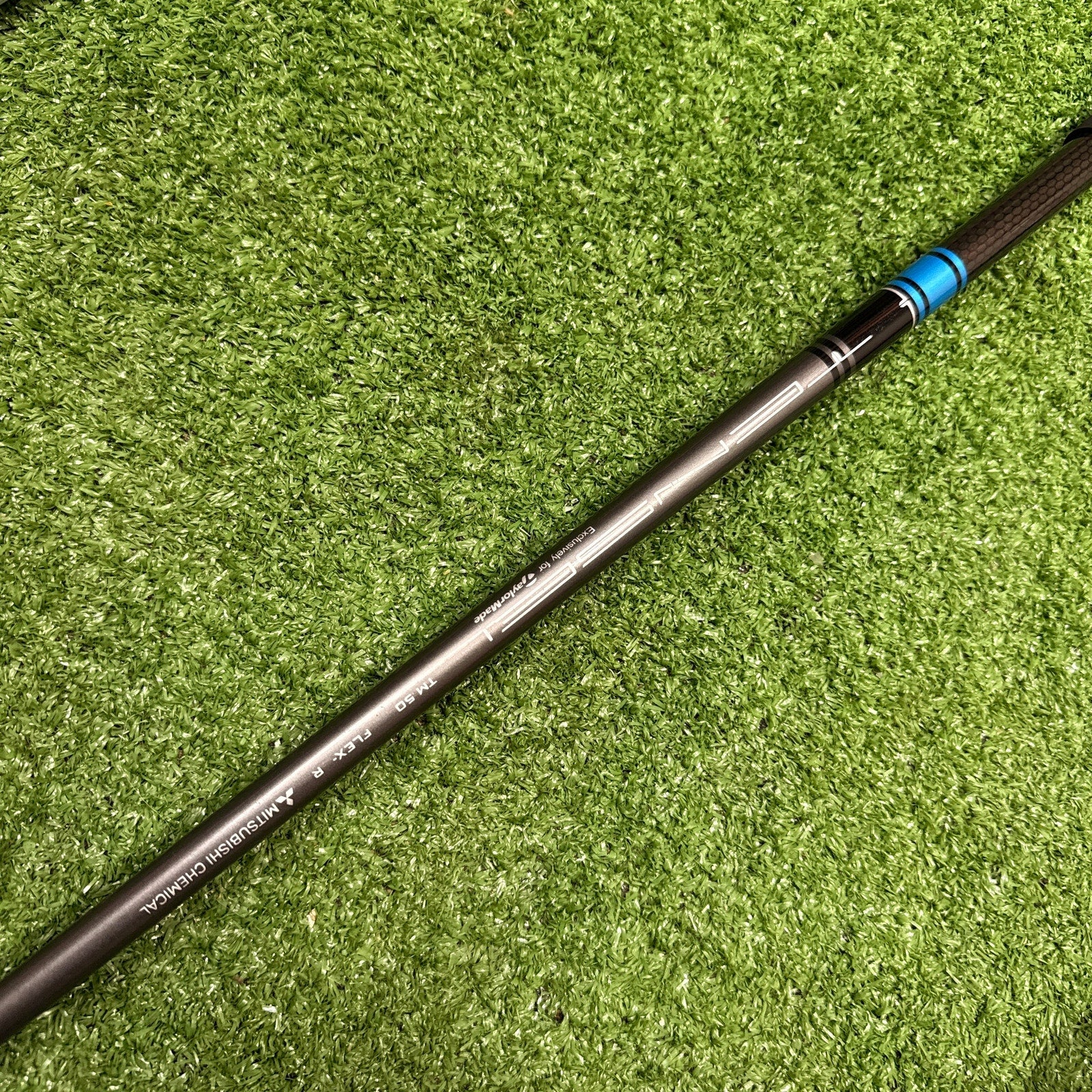 Taylormade Sim Max 18* 5 Wood Regular Graphite RH