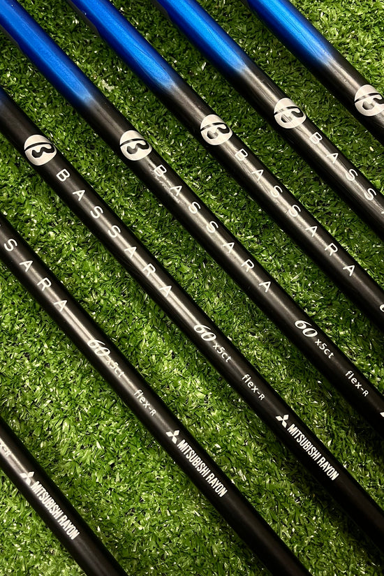 Cleveland Black CG 15' Iron Set 4-PW Regular Graphite RH