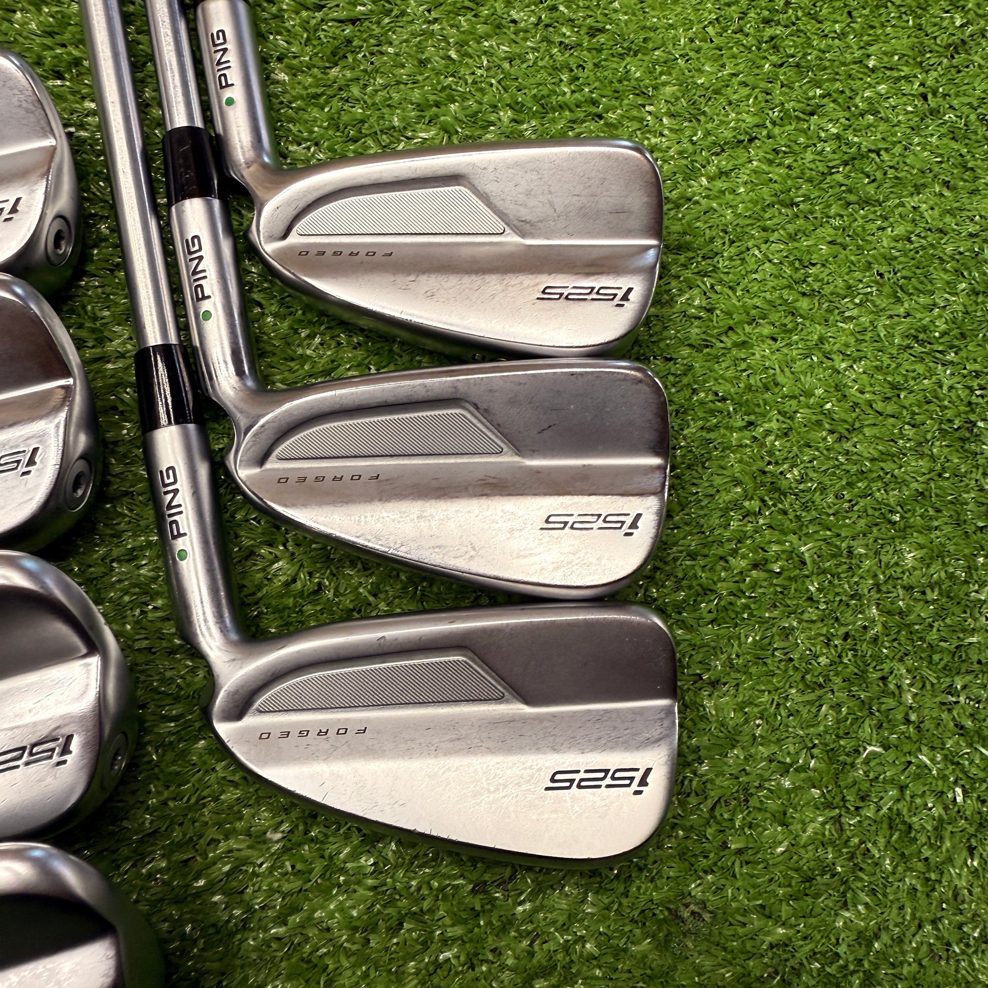 PING i525 "Green Dot" Iron Set 4-PW Stiff Steel RH