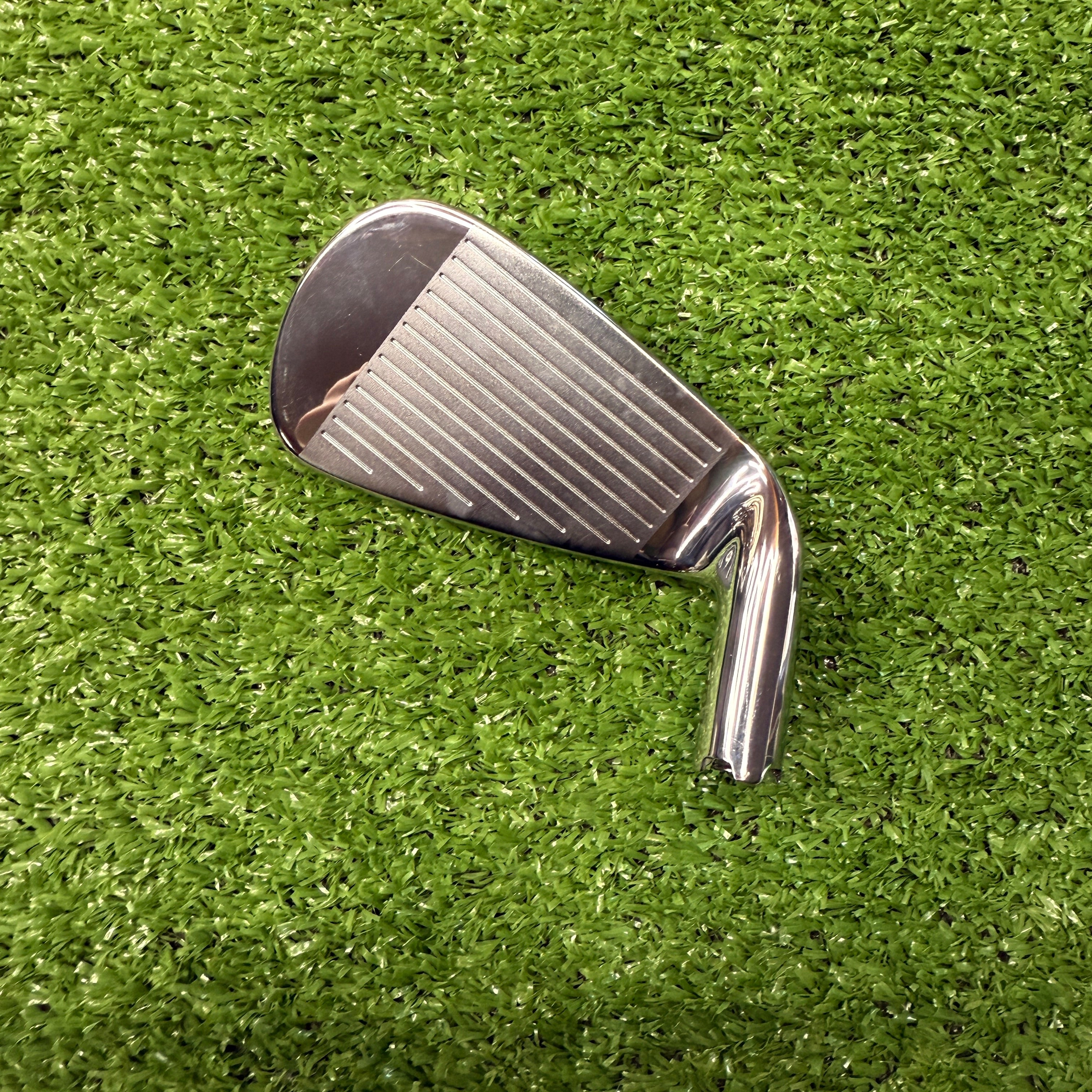 Callaway Elyte 7 iron DEMO head LH