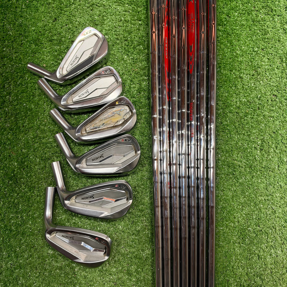 Srixon ZX5 Mark I heads 5-PW + Nippon NSPRO Stiff steel shafts