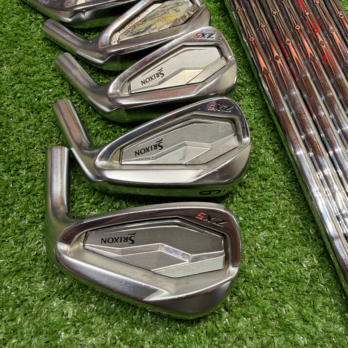 Srixon ZX5 Mark I heads 5-PW + Nippon NSPRO Stiff steel shafts