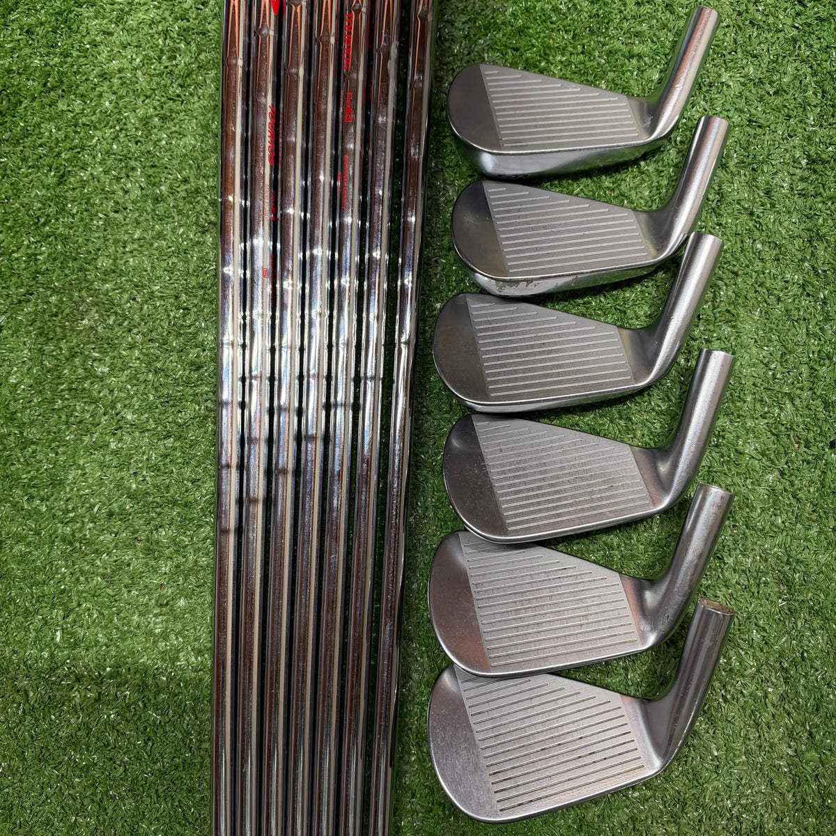 Srixon ZX5 Mark I heads 5-PW + Nippon NSPRO Stiff steel shafts