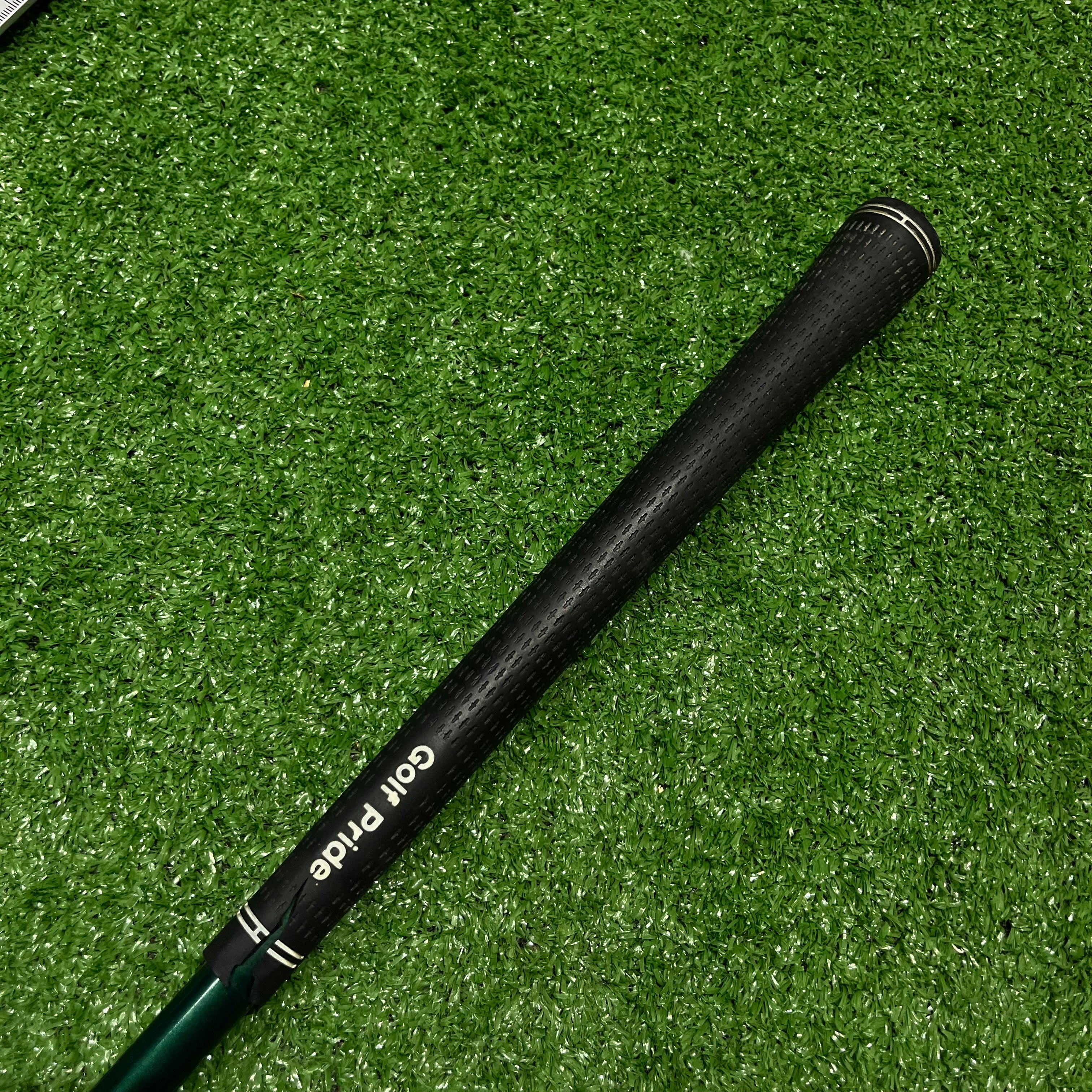 Titleist 975F 13.5° 3 Wood Graphite Regular Flex RH