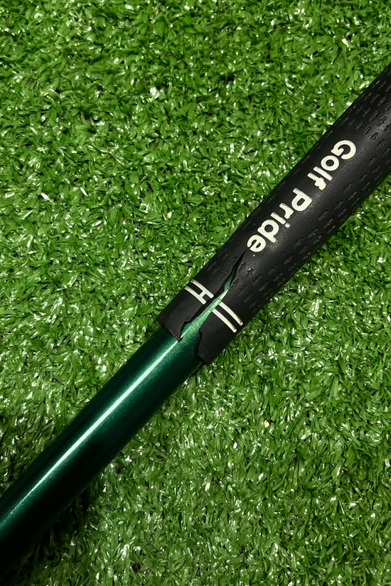 Titleist 975F 13.5° 3 Wood Graphite Regular Flex RH