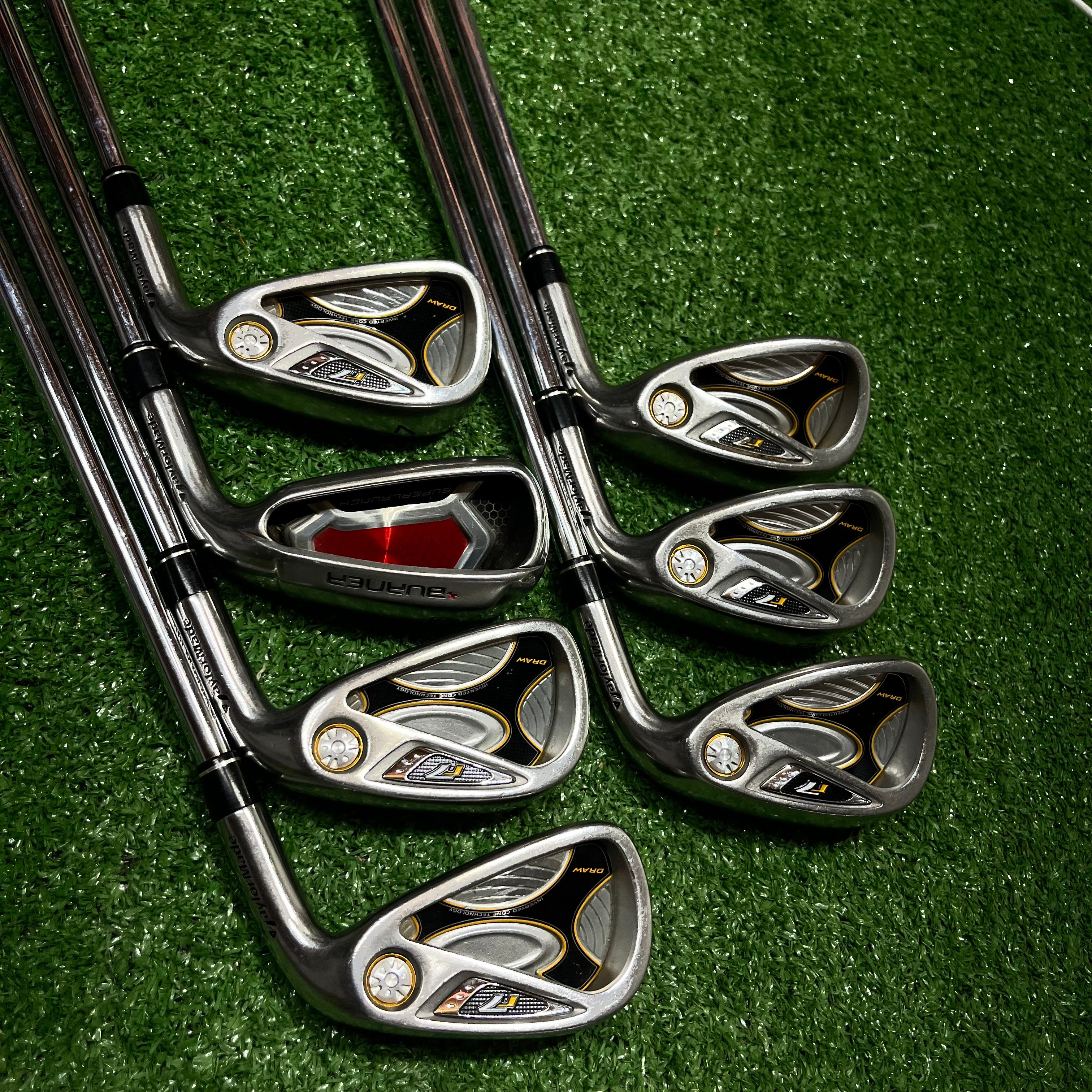 Taylormade R7 Iron Set 4-PW Iron Set Steel Regular Flex RH *READ*