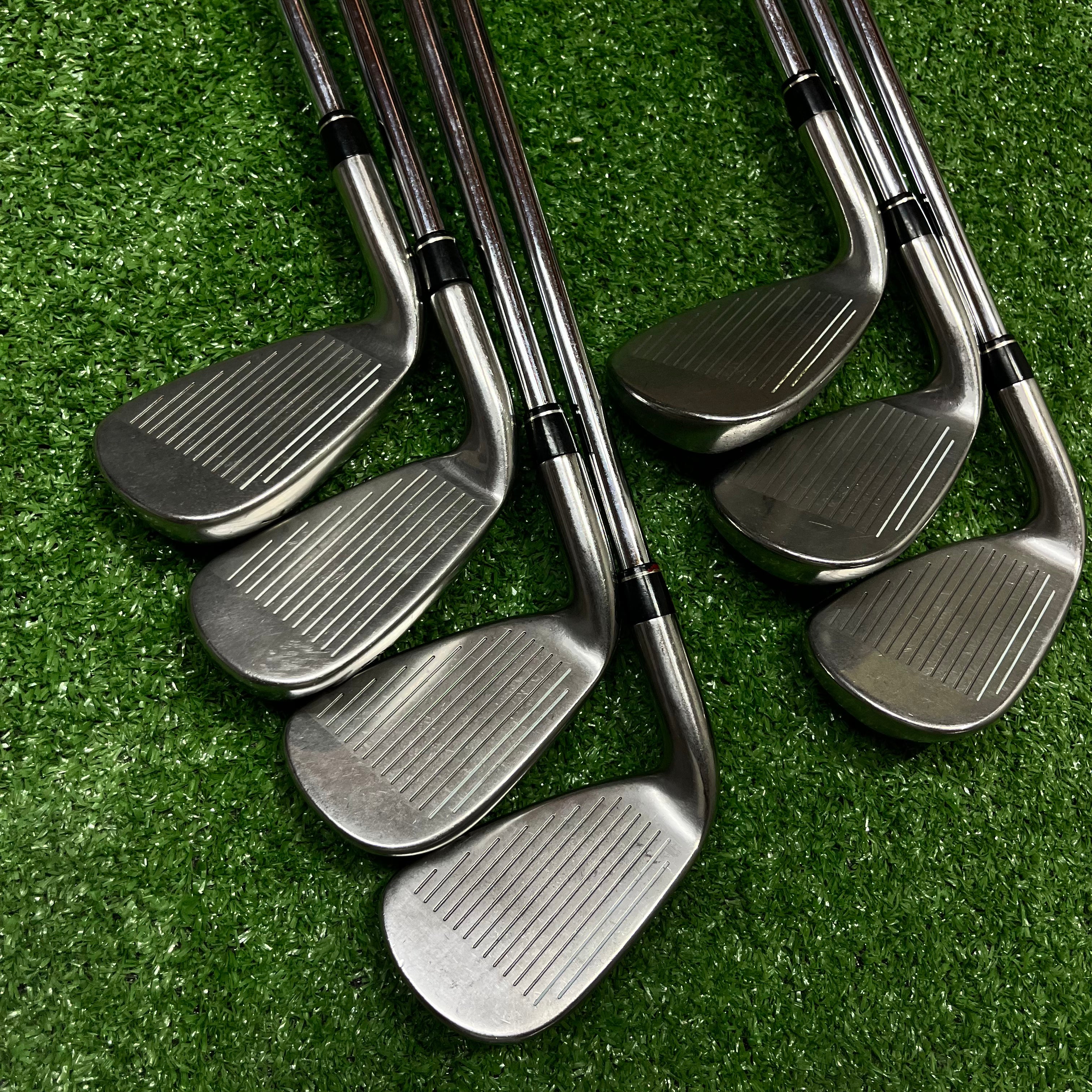 Taylormade R7 Iron Set 4-PW Iron Set Steel Regular Flex RH *READ*