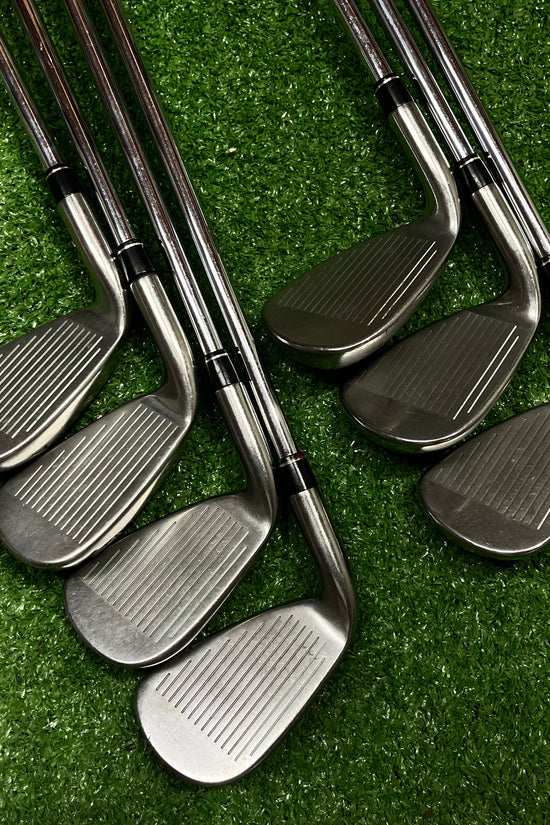 Taylormade R7 Iron Set 4-PW Iron Set Steel Regular Flex RH *READ*