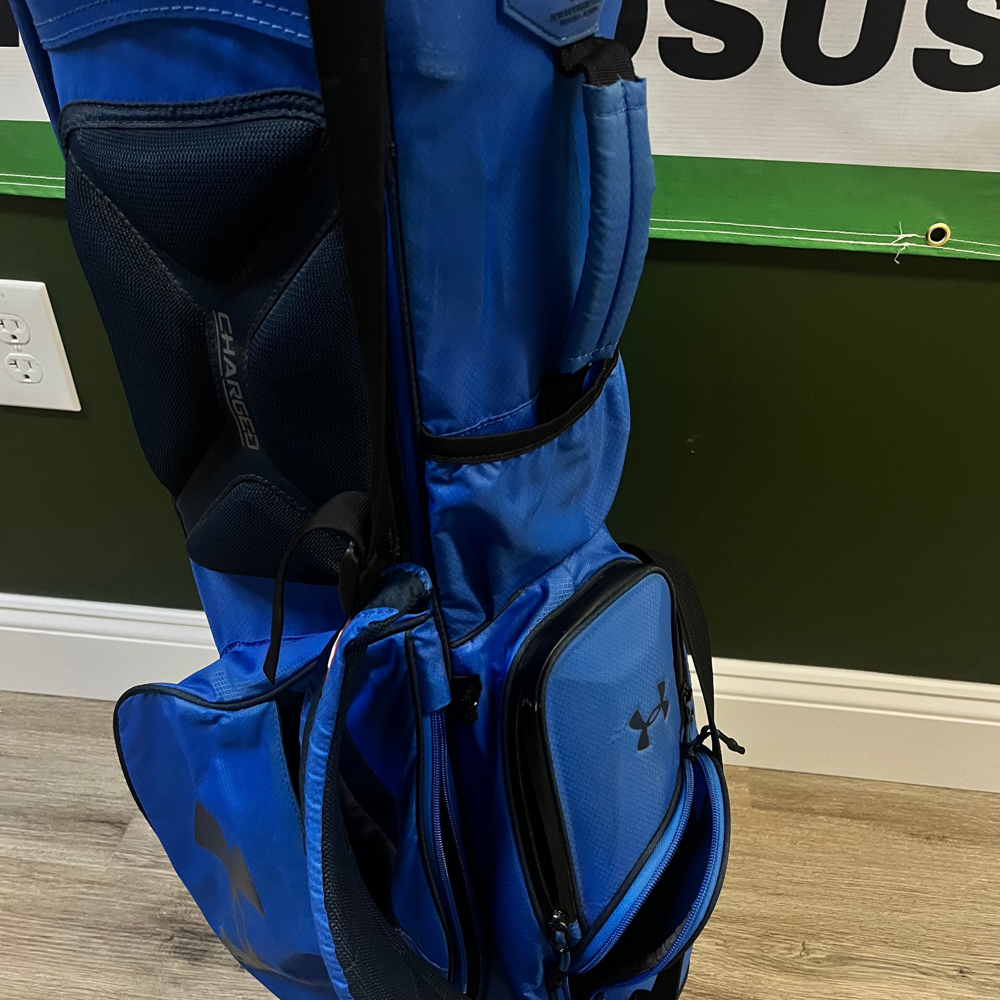 Under Armour Charged Stand Bag