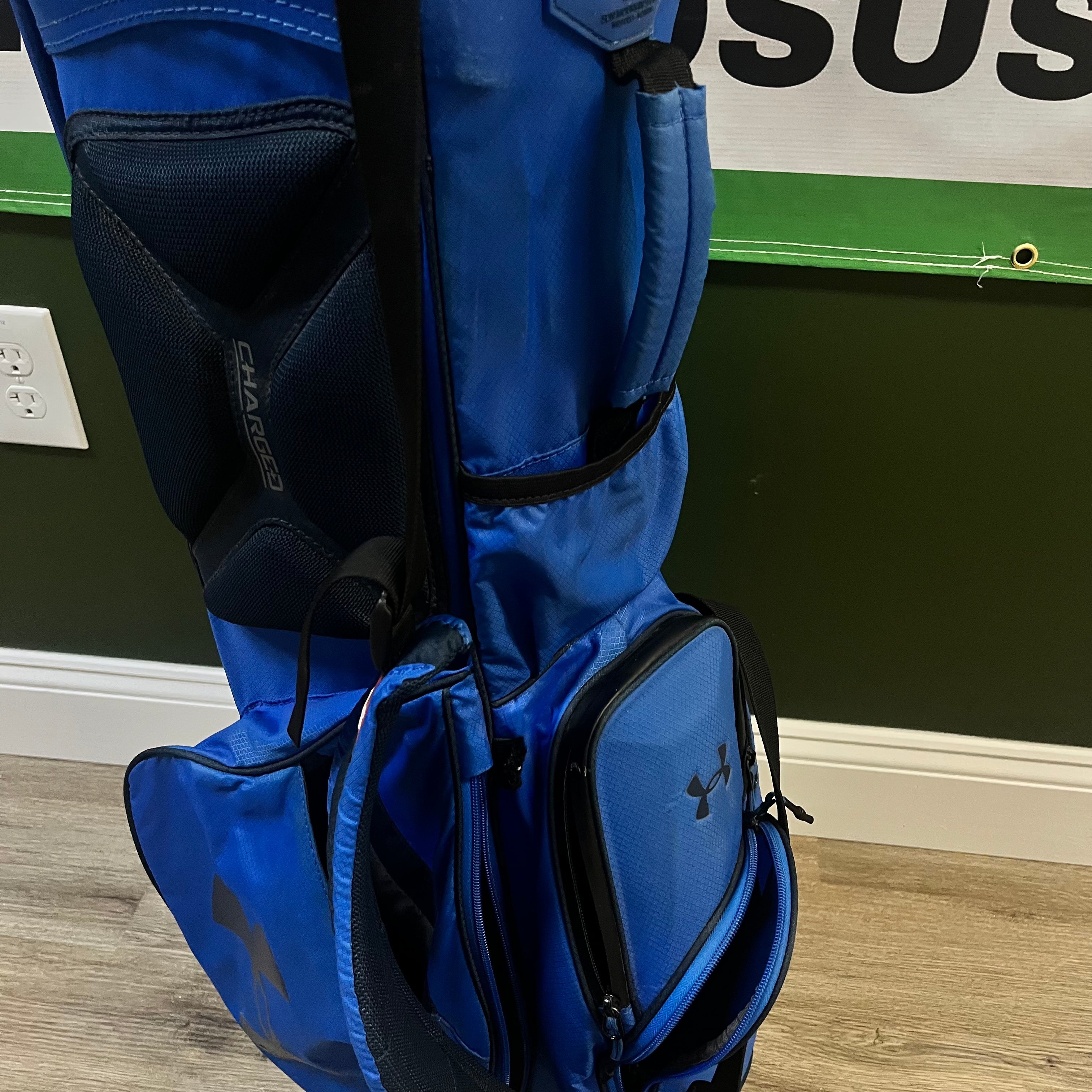 Under Armour Charged Stand Bag