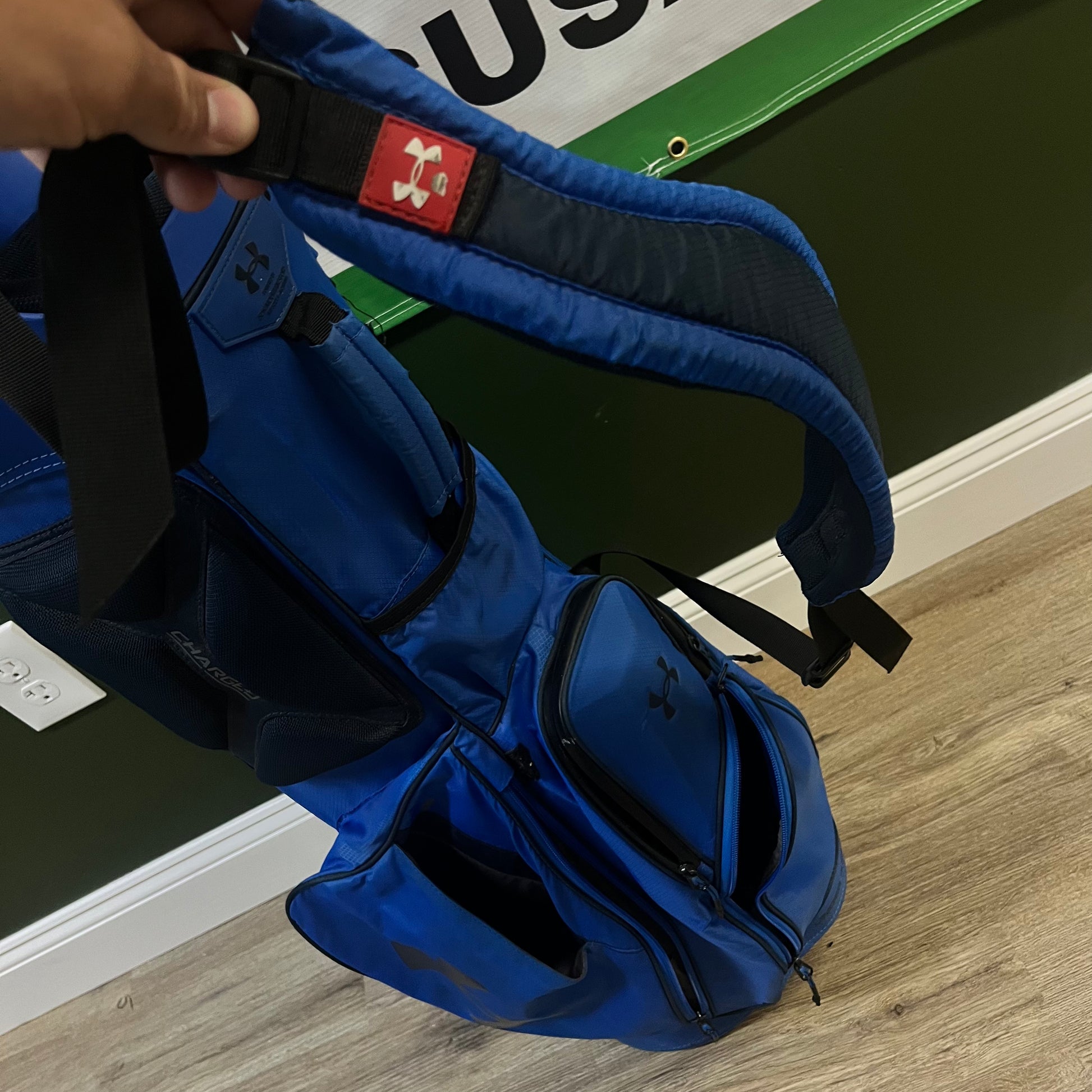 Under Armour Charged Stand Bag
