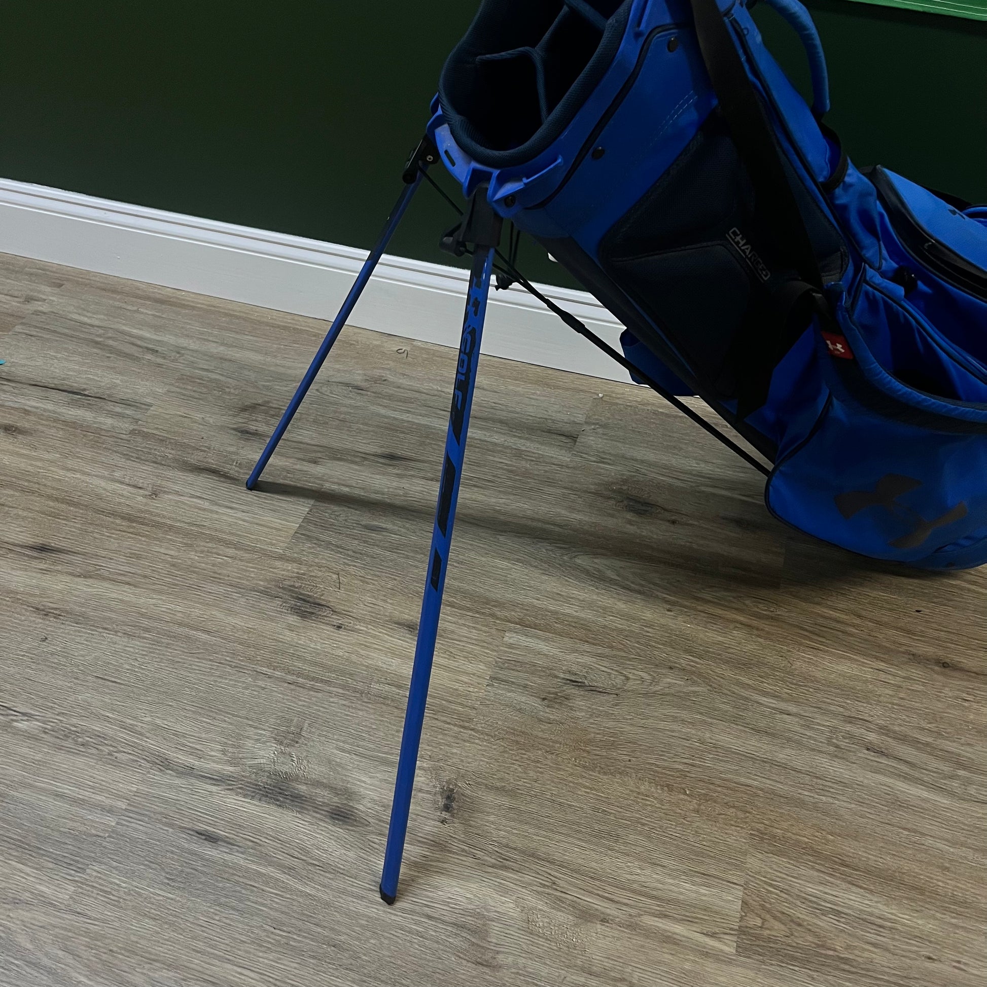 Under Armour Charged Stand Bag