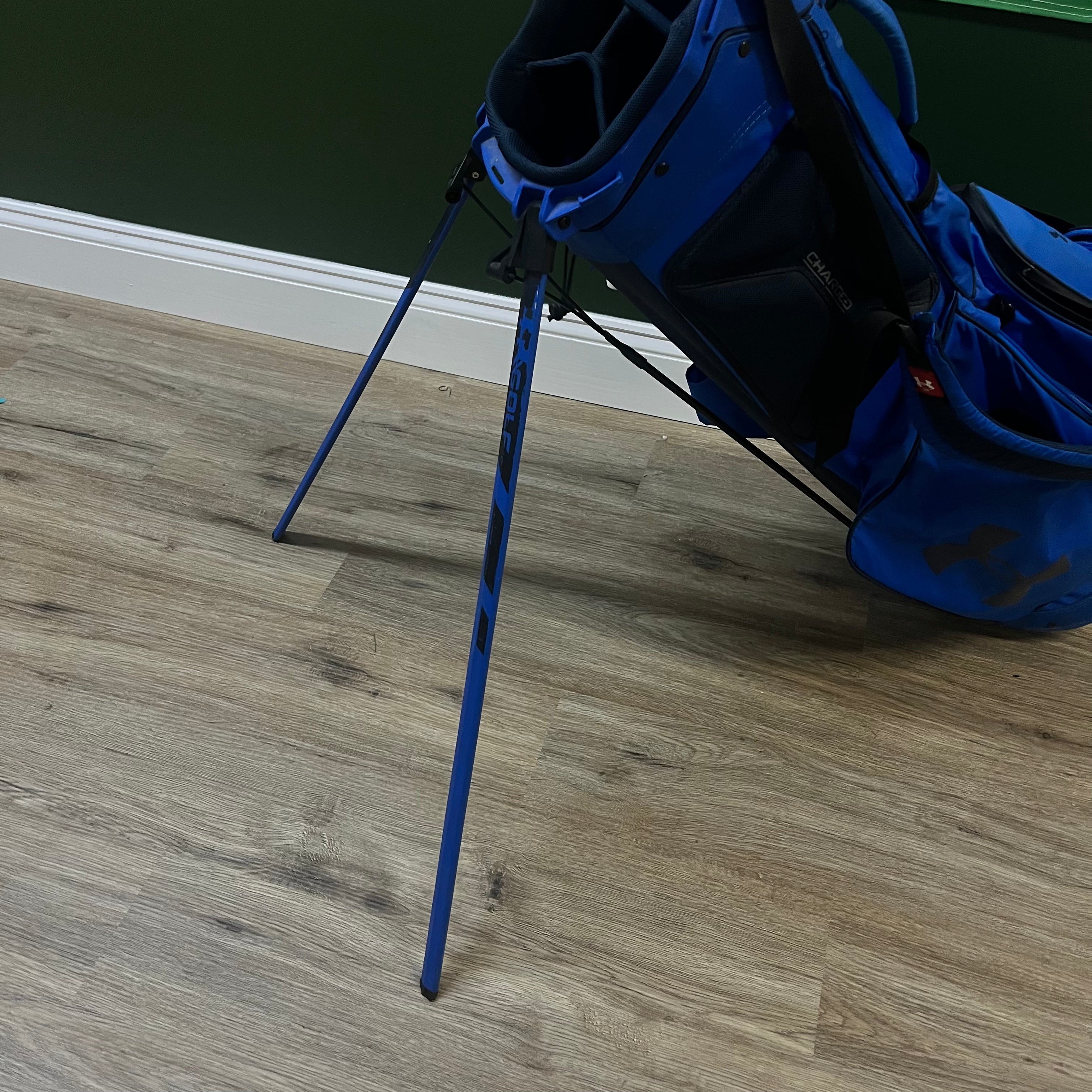 Under Armour Charged Stand Bag