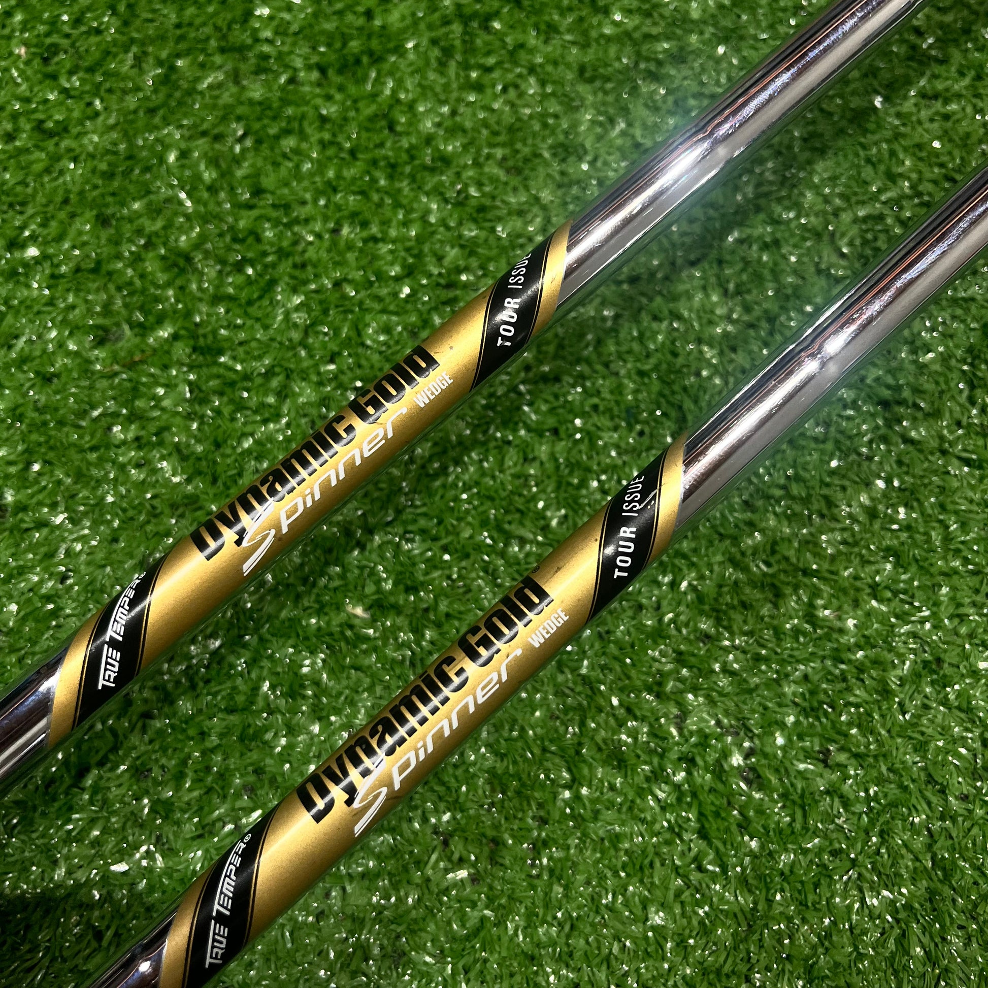 Cleveland RTX Full Face 56° and 60° Wedge Set Steel Stiff RH
