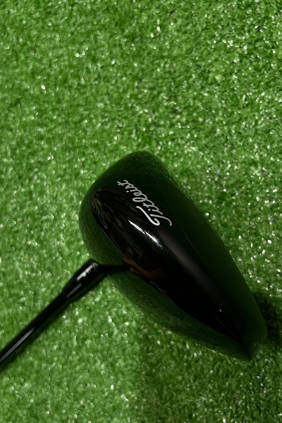 Titleist GT2 10° Driver Graphite Stiff Flex RH