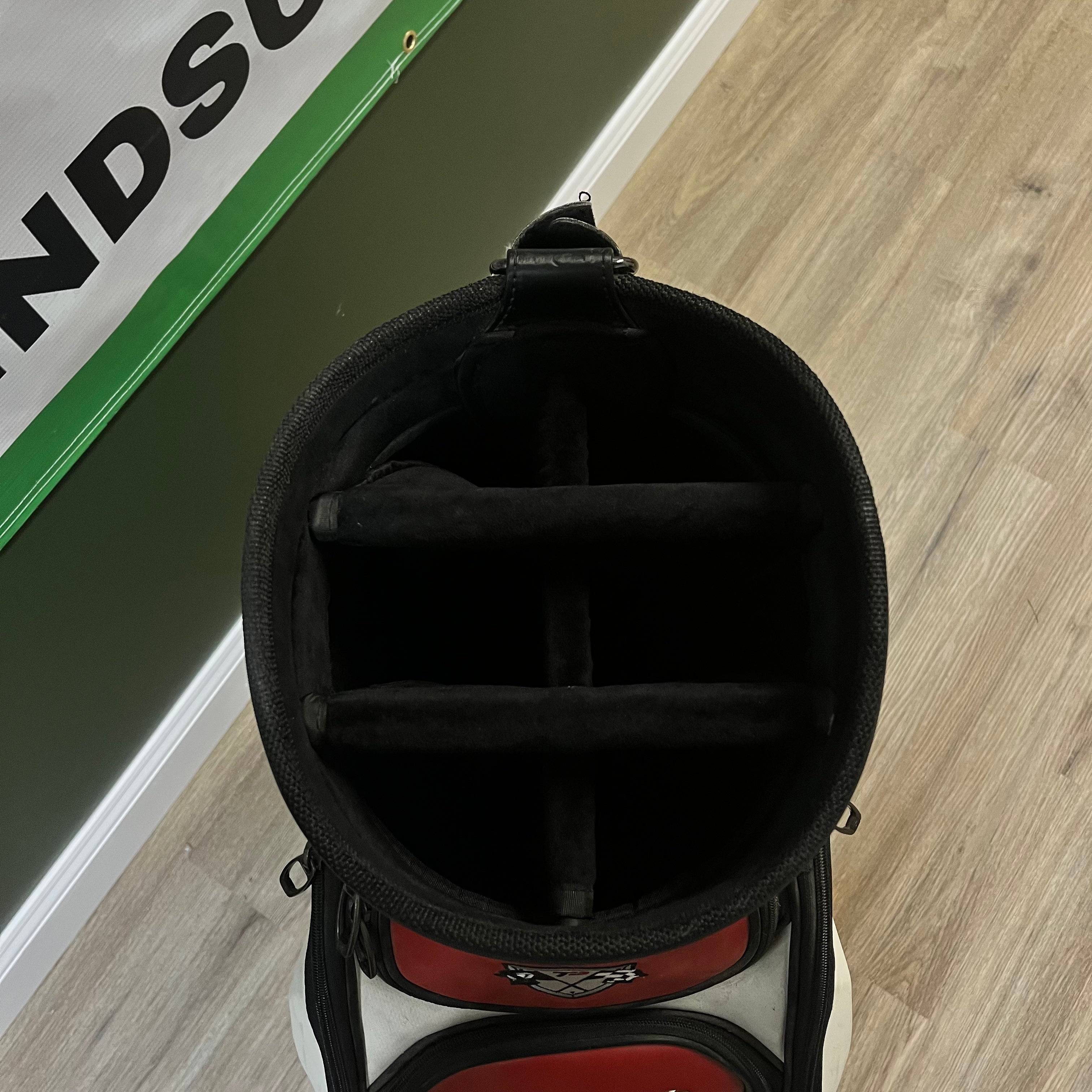 Taylormade R7 Staff Bag