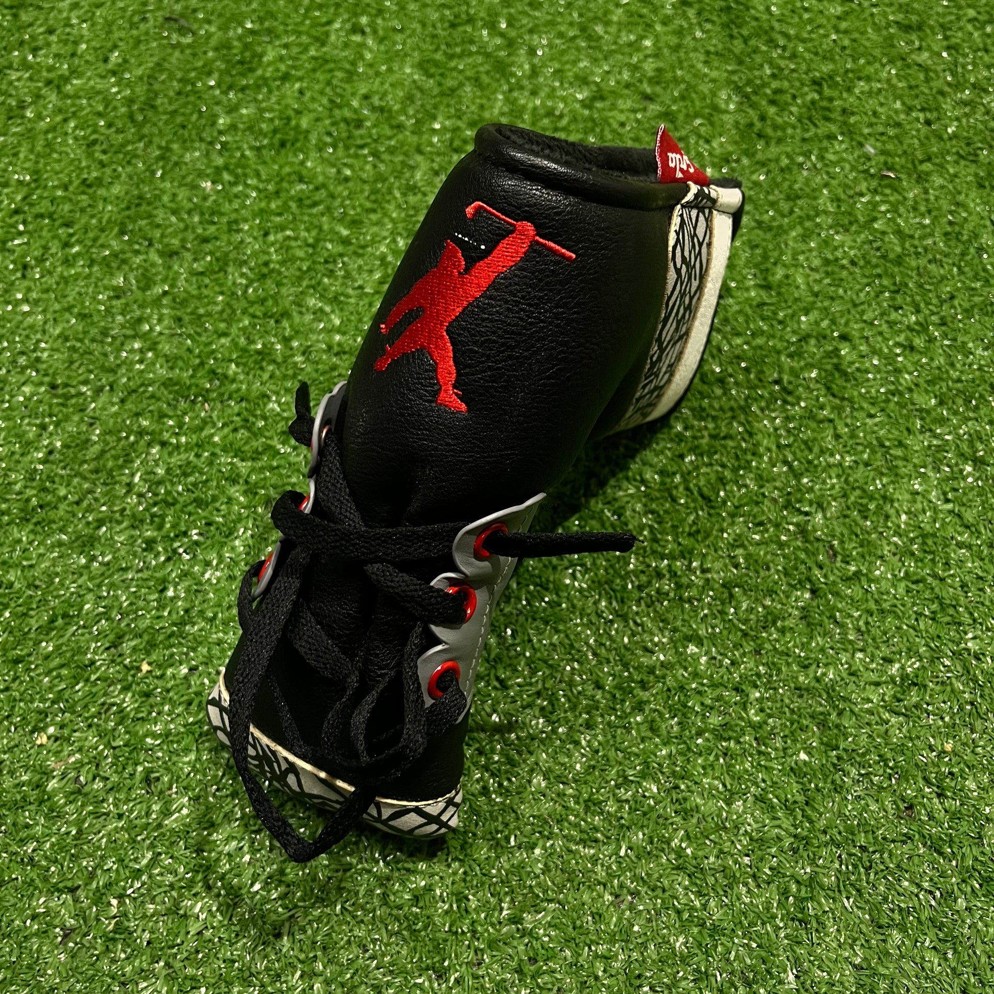 Guerilla Golf Micheal Jordan Blade Putter Headcover