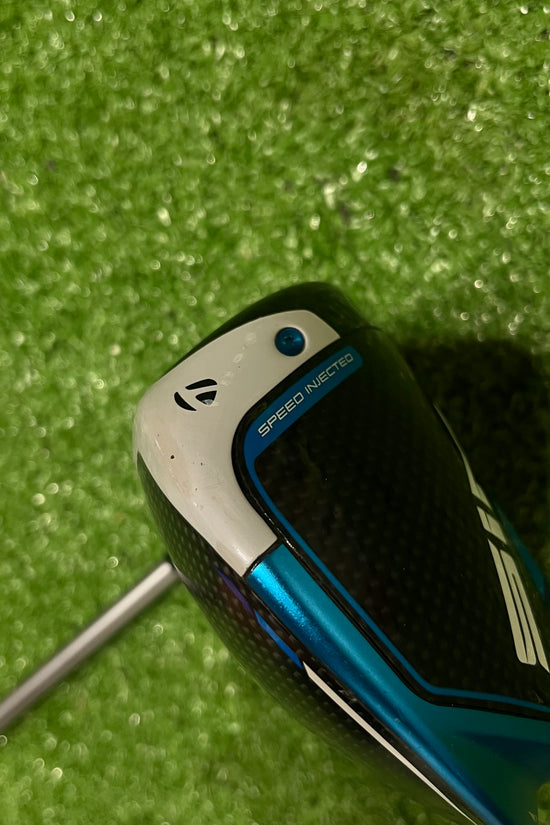 Taylormade Sim2 10.5° Driver Graphite Stiff Flex RH