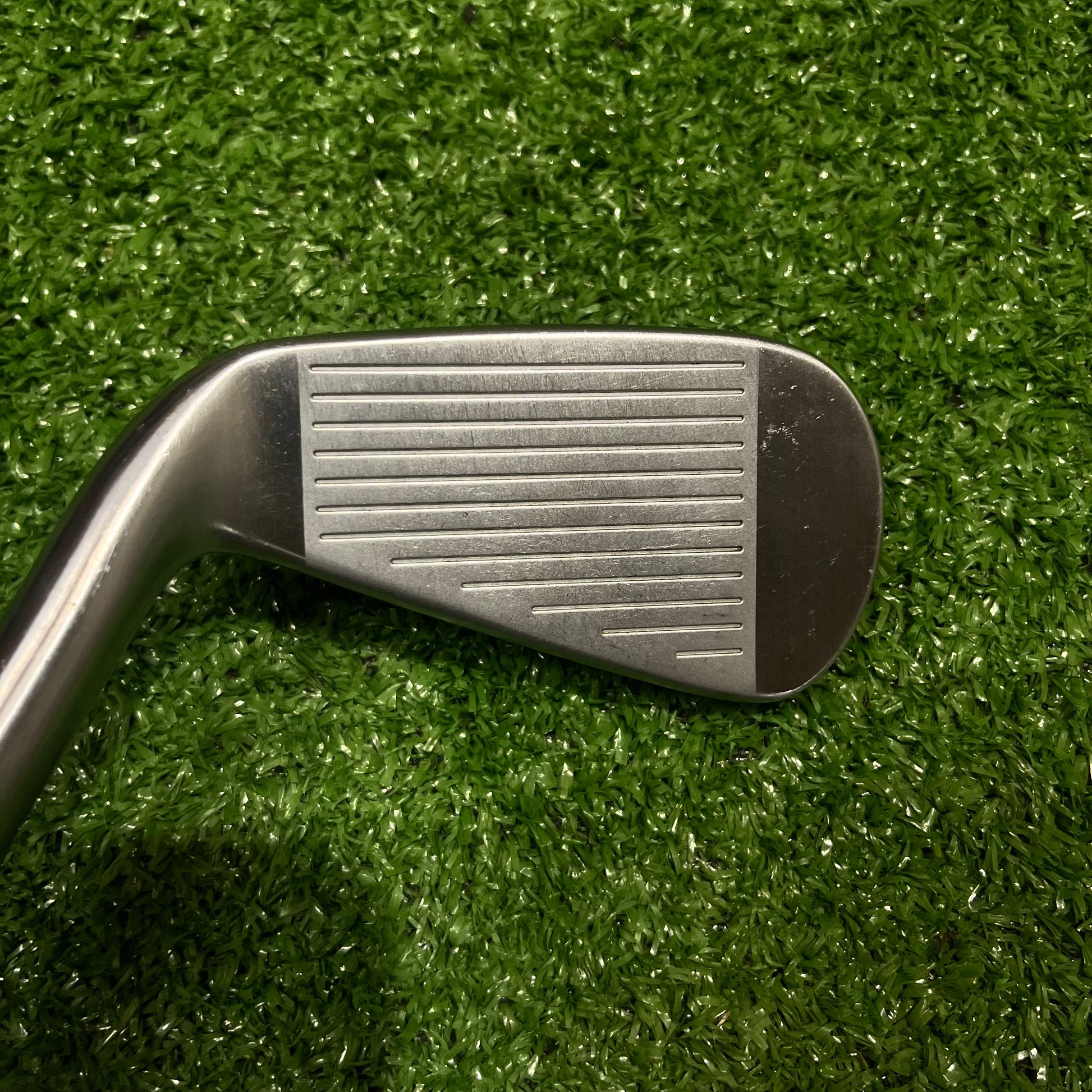 Taylormade Sim UDI 2 Iron Graphite X-Stiff Flex RH