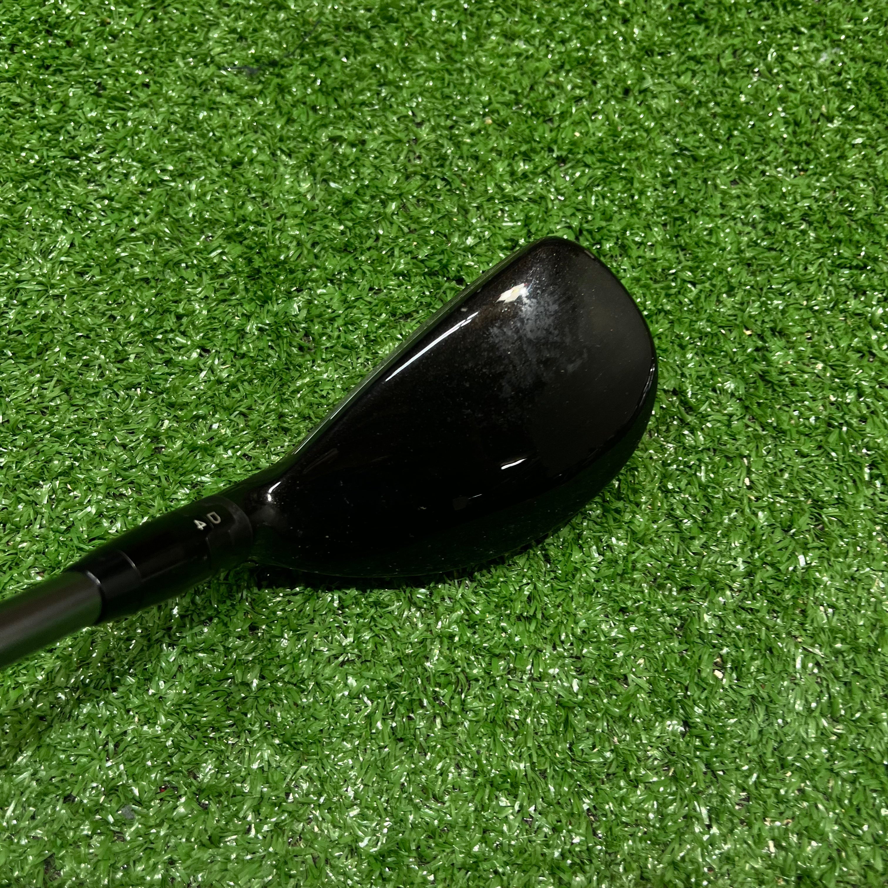 Titleist 913 HD 18° 2 Hybrid Graphite Stiff Flex RH