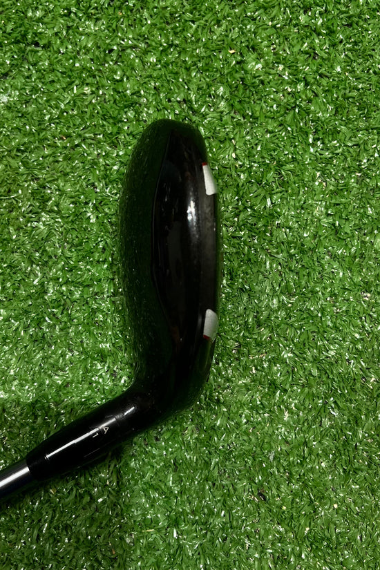 Titleist 913 HD 18° 2 Hybrid Graphite Stiff Flex RH