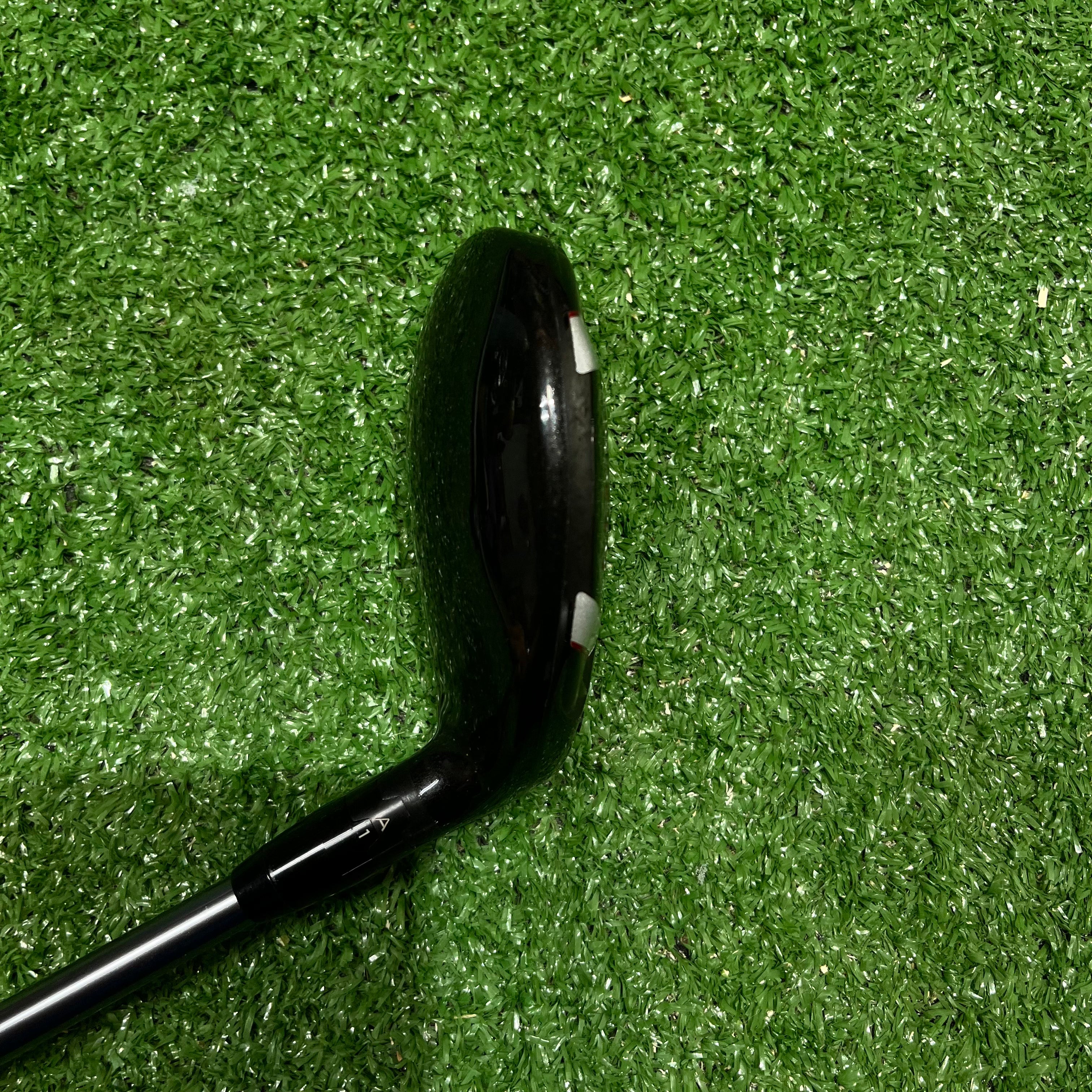 Titleist 913 HD 18° 2 Hybrid Graphite Stiff Flex RH