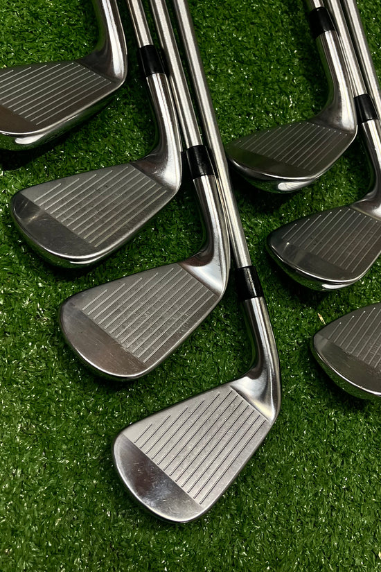 Titleist T200 2019' 4-AW Iron Set Graphite Stiff Flex RH