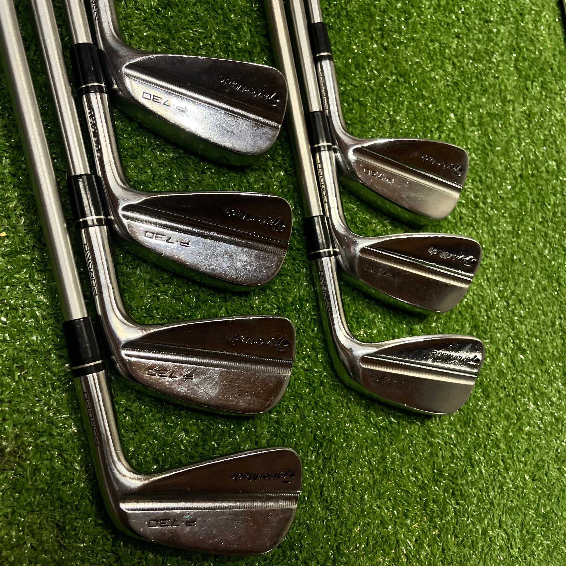 Taylormade P730s Iron Set 4-PW Graphite X-Stiff Flex RH