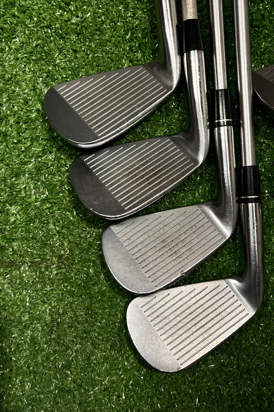 Taylormade P730s Iron Set 4-PW Graphite X-Stiff Flex RH