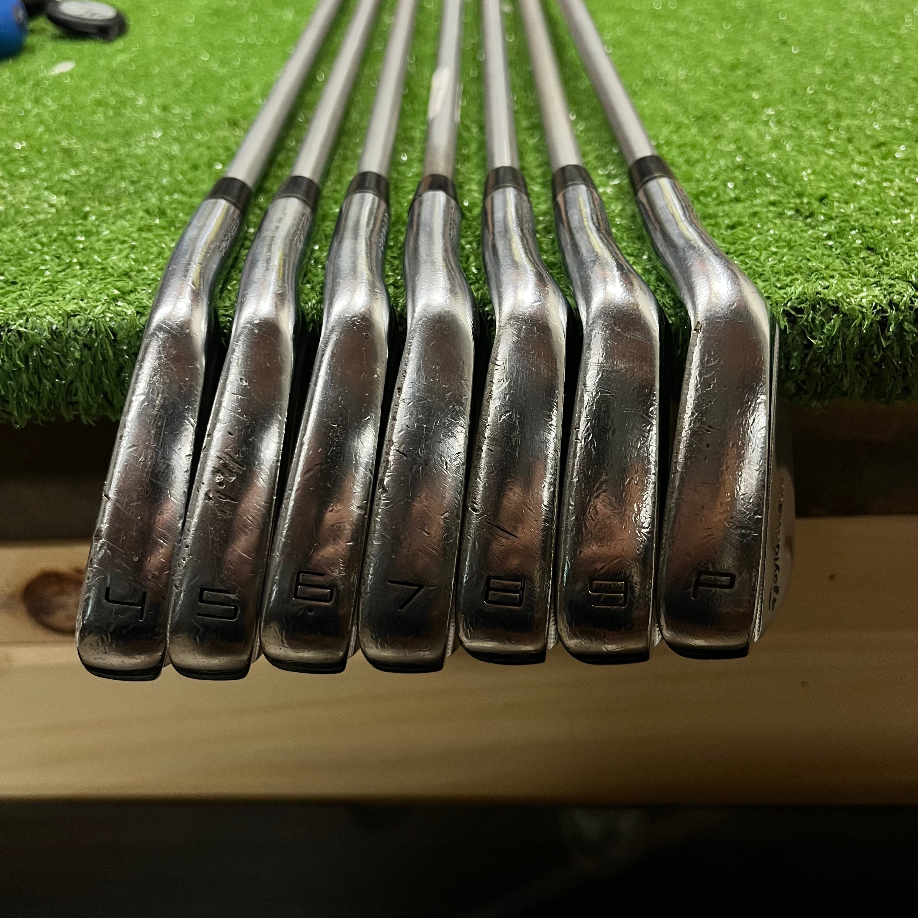 Taylormade P730s Iron Set 4-PW Graphite X-Stiff Flex RH