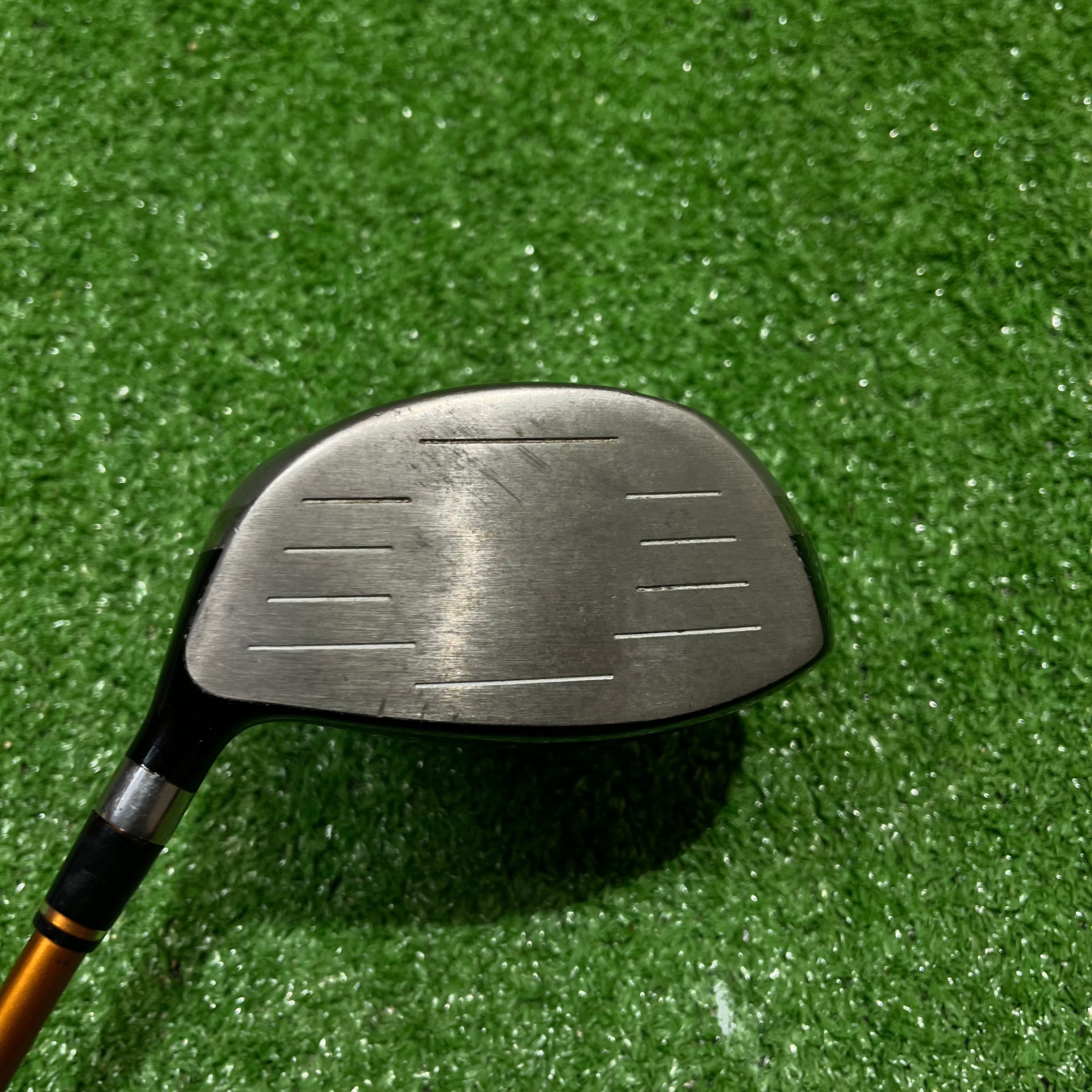 Tight Lies 10.5° Driver Graphite Regular Flex RH