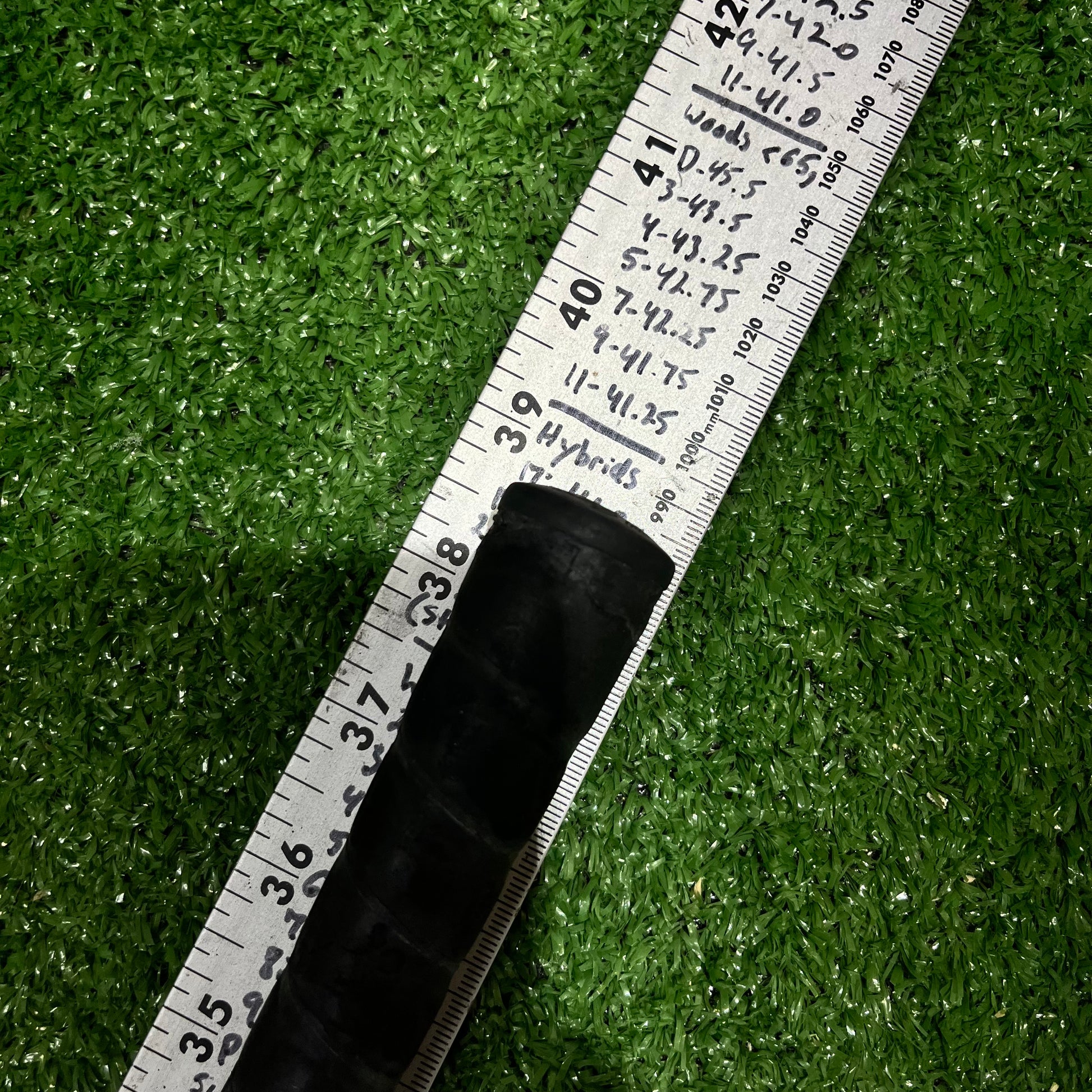 Tommy Armour 4 and 5 Hybrid Graphite Stiff Flex RH
